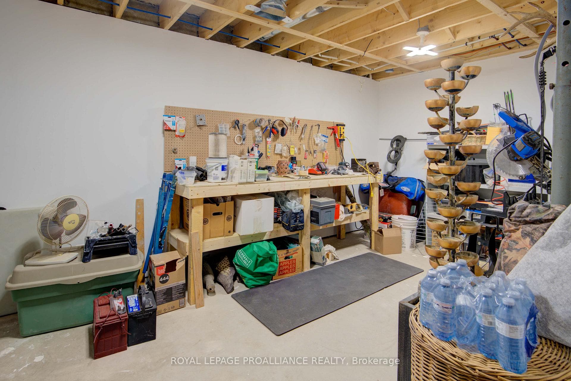 1086 Prince Street photo 35