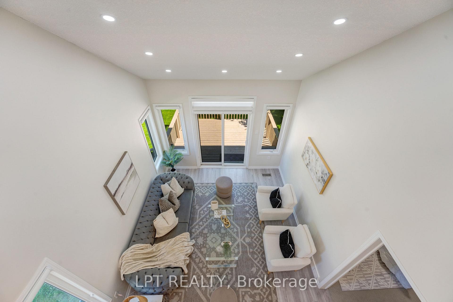 795 Laurelwood Drive Unit 13 photo 18