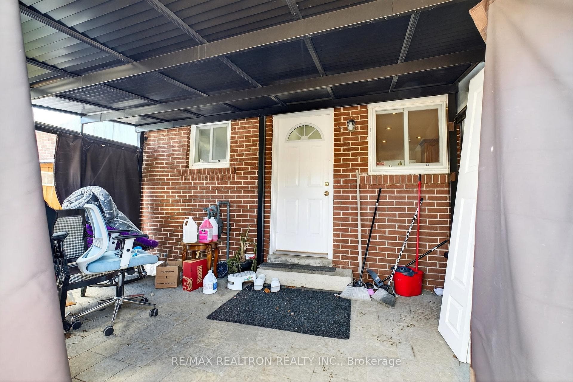 301 Lupin Drive photo 40