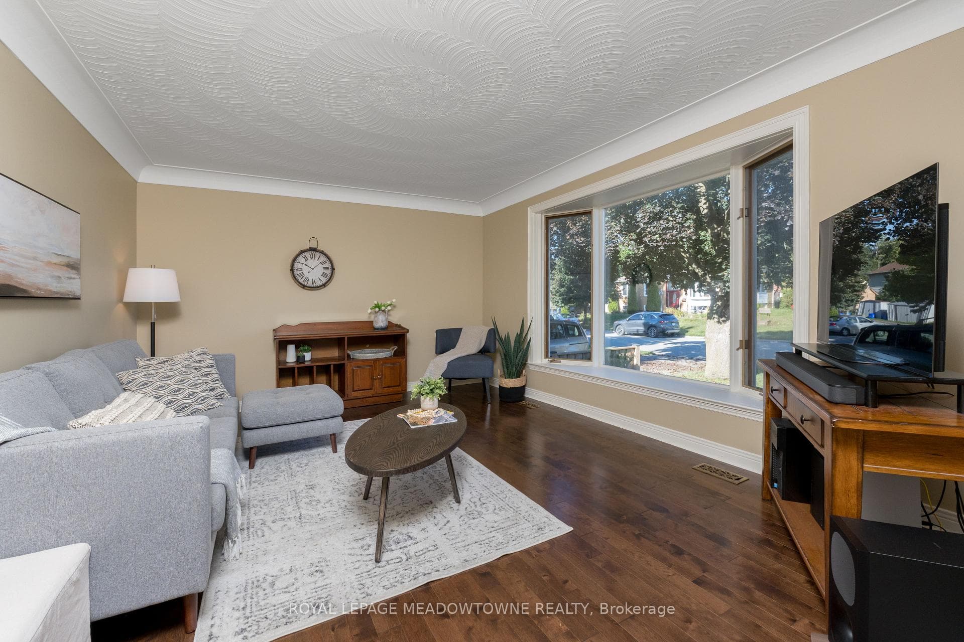 138 Elizabeth Drive photo 10