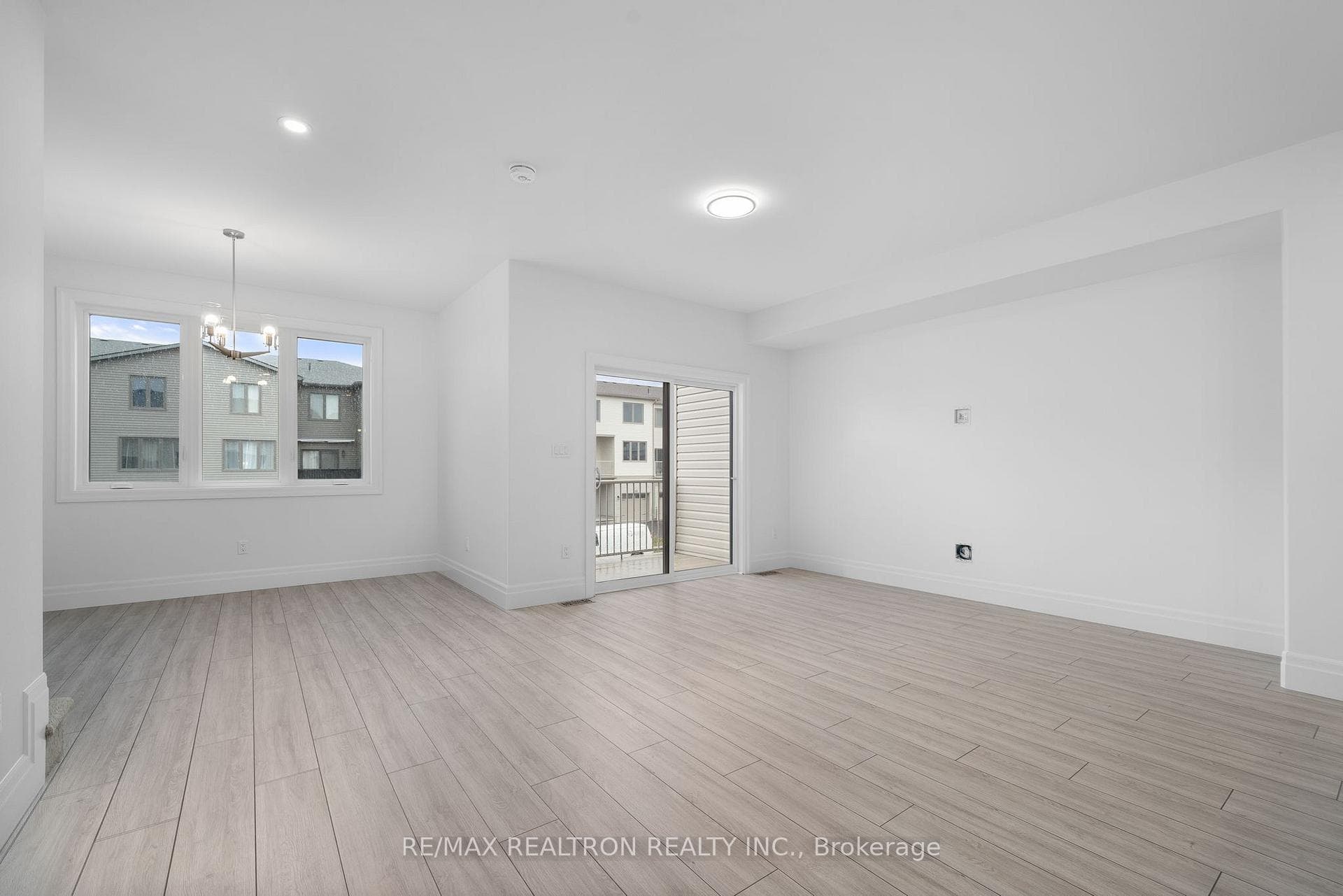 67 Evans Street photo 15