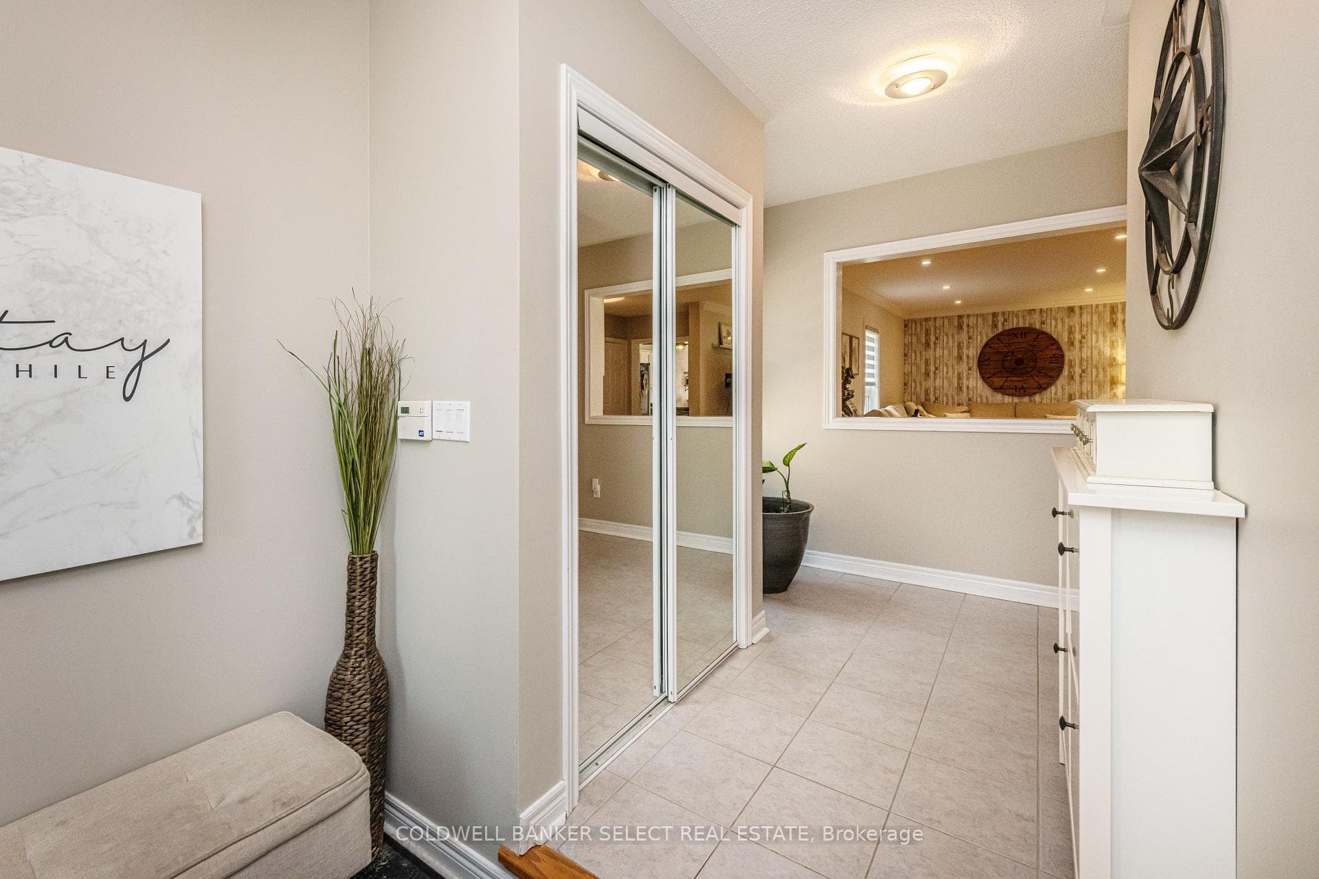 32 Coolspring Crescent photo 6