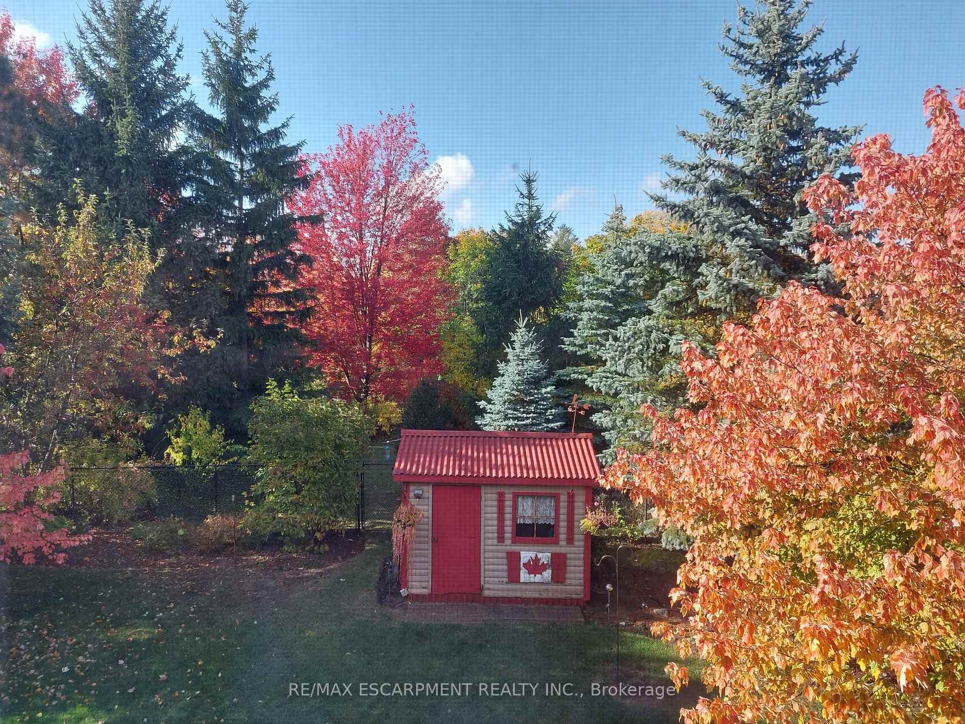 95 Laurendale Avenue photo 40