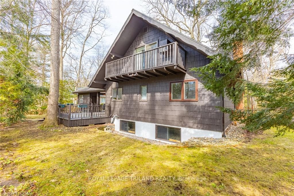 10287 BREWSTER Boulevard photo 43