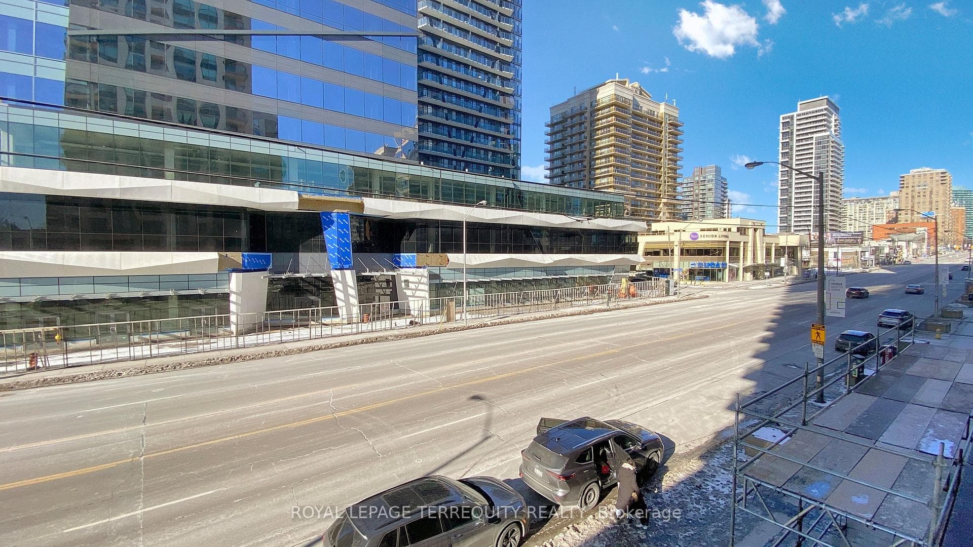 18 Parkview Avenue Unit 207 photo 17