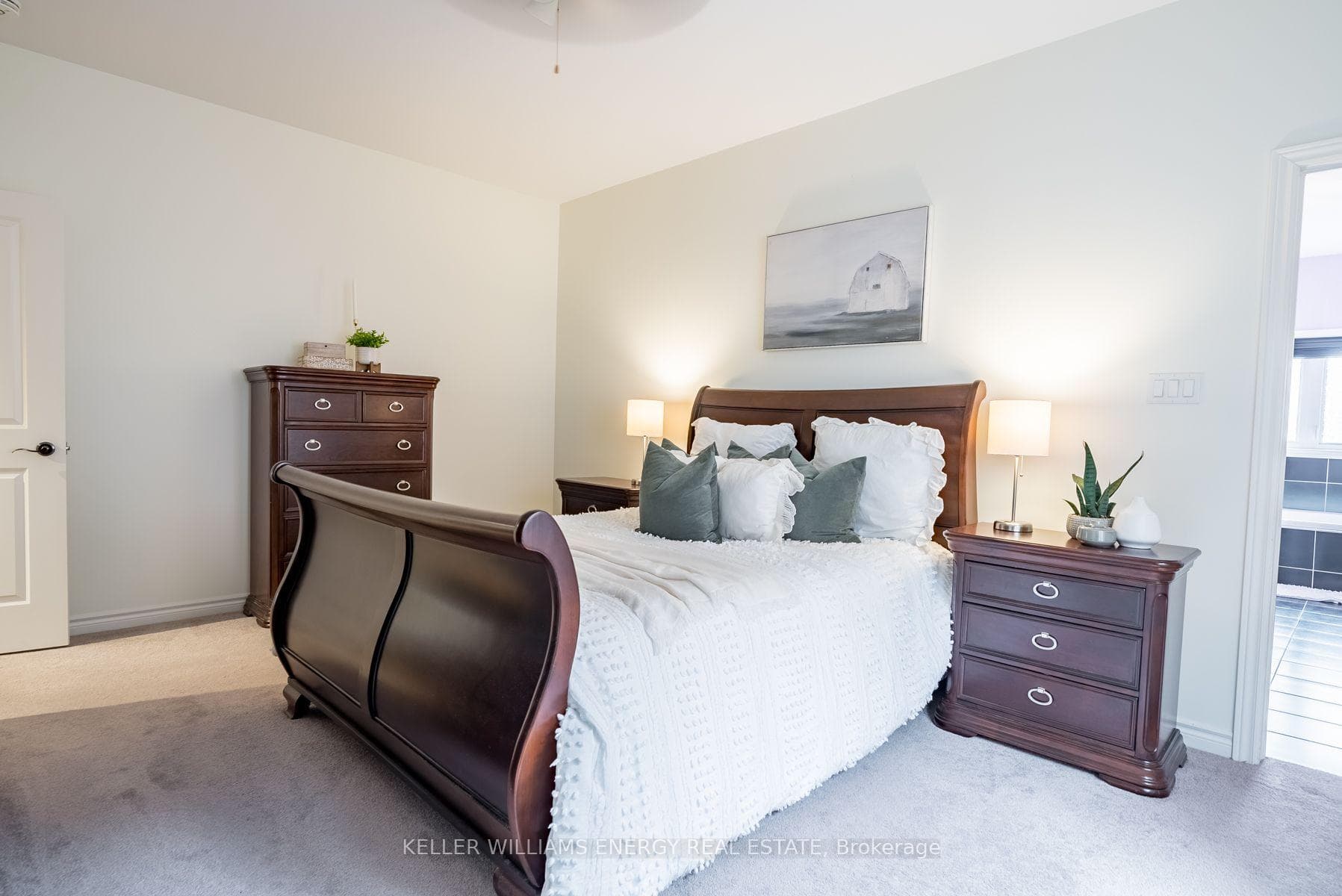 46 Lyle Drive photo 28