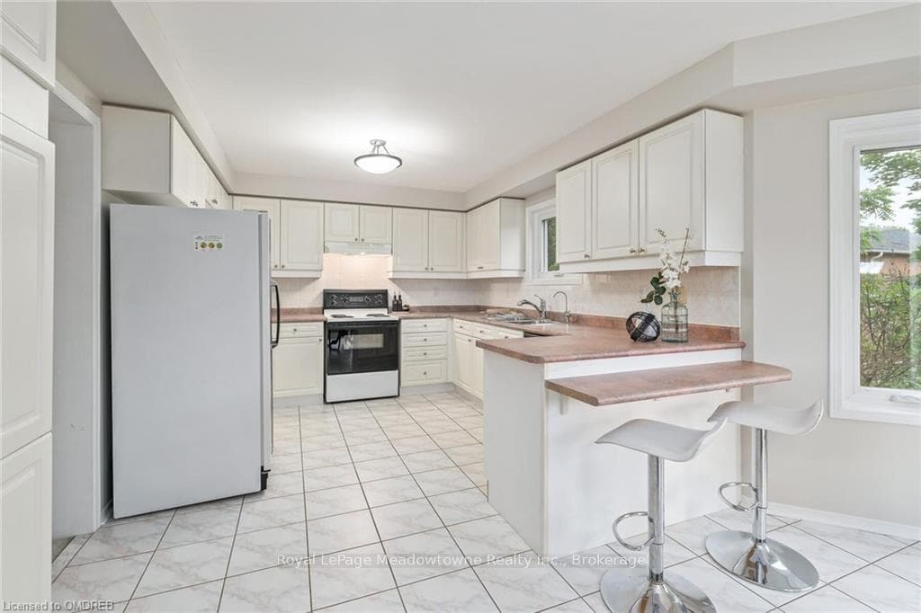 15295 ARGYLL Road photo 15