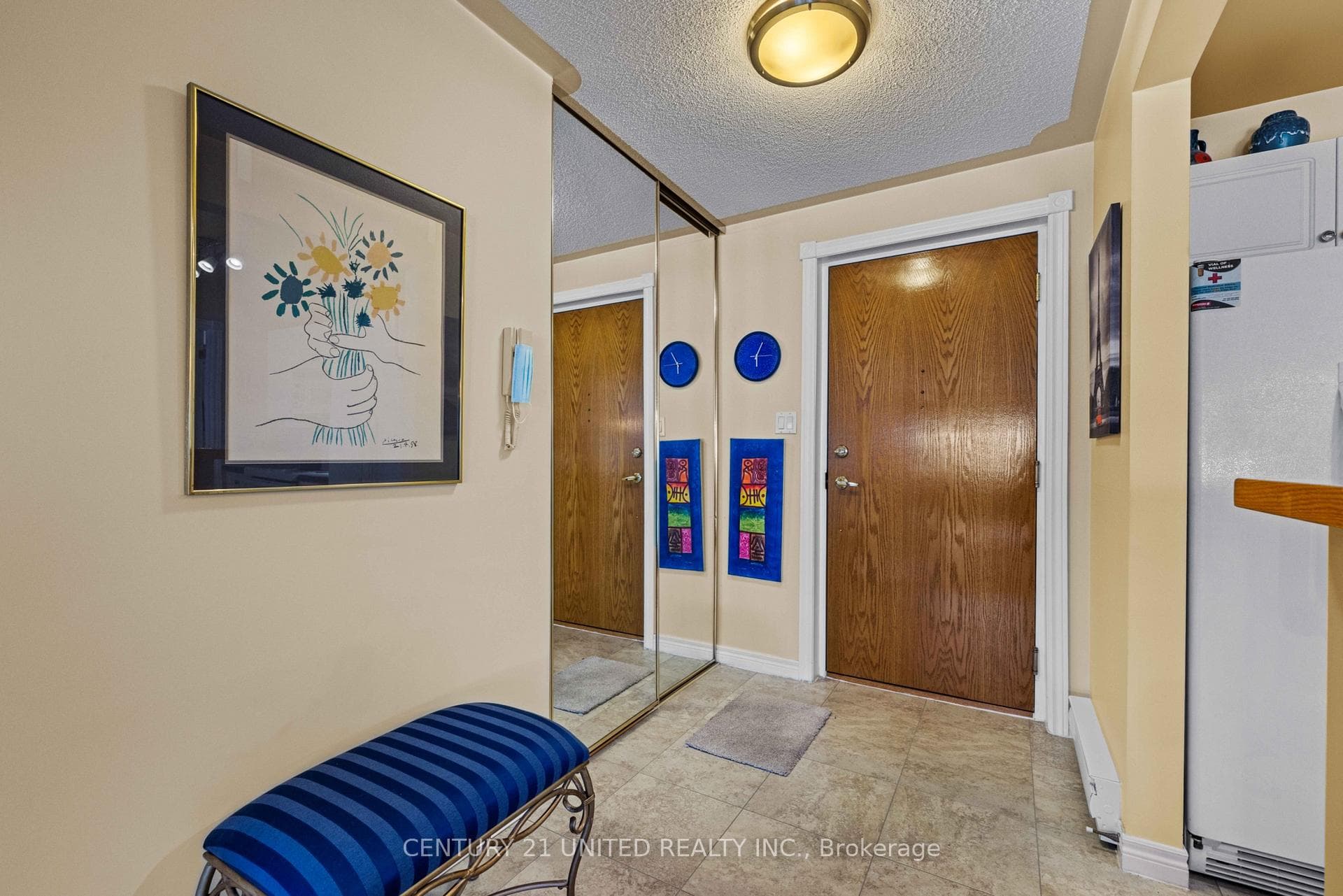 Front Entry Way