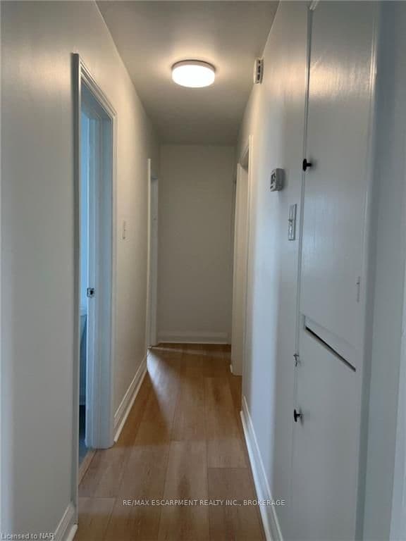 12 FERNDALE Avenue photo 7