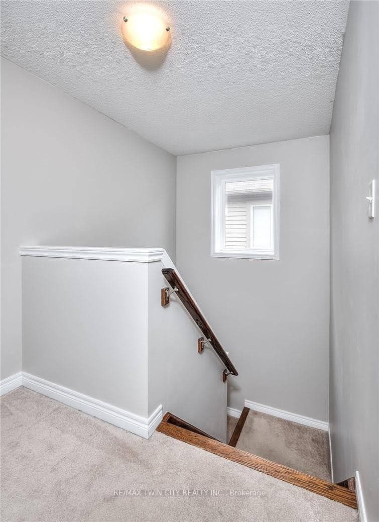 4646 Thomas Alton Boulevard photo 4