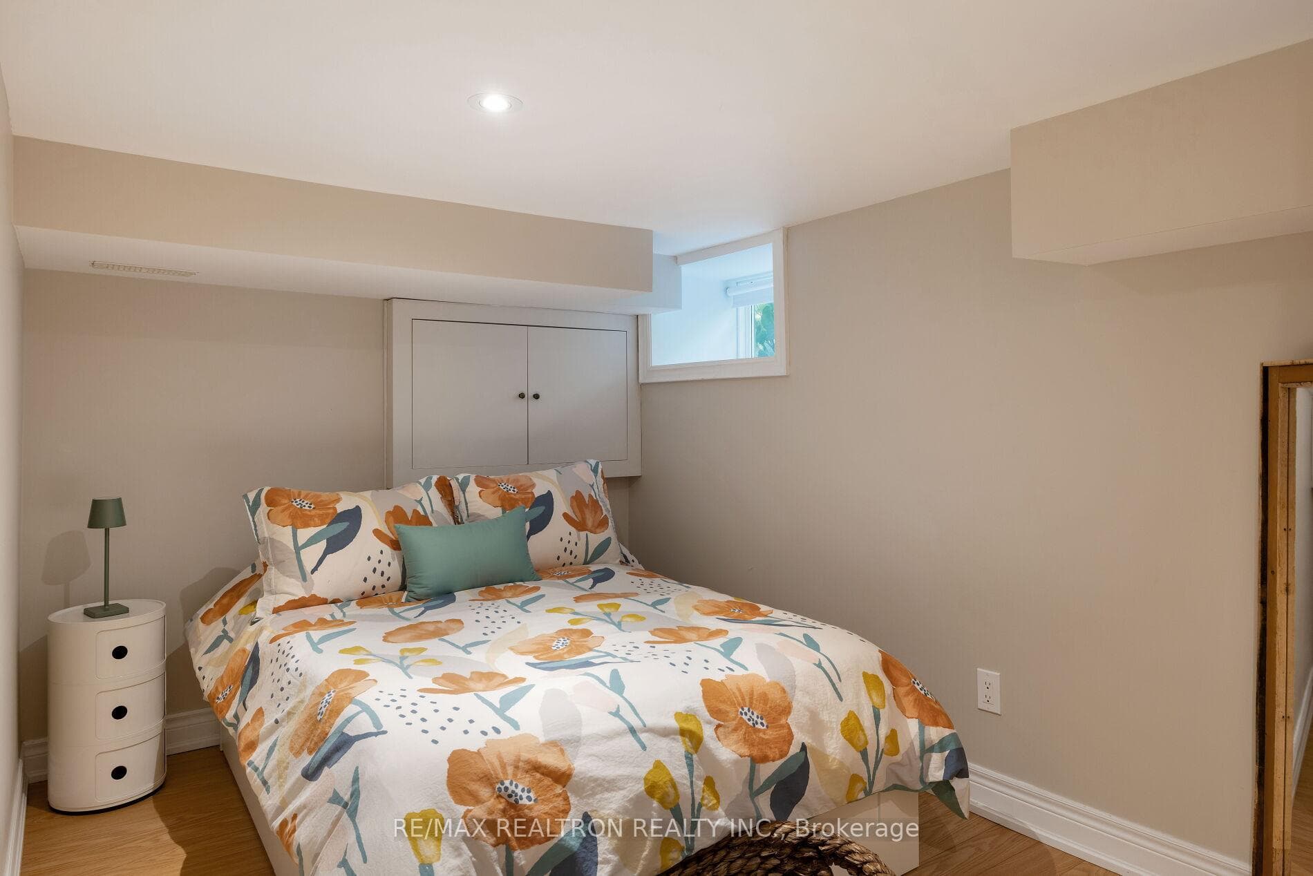 775 Shaw Street photo 35
