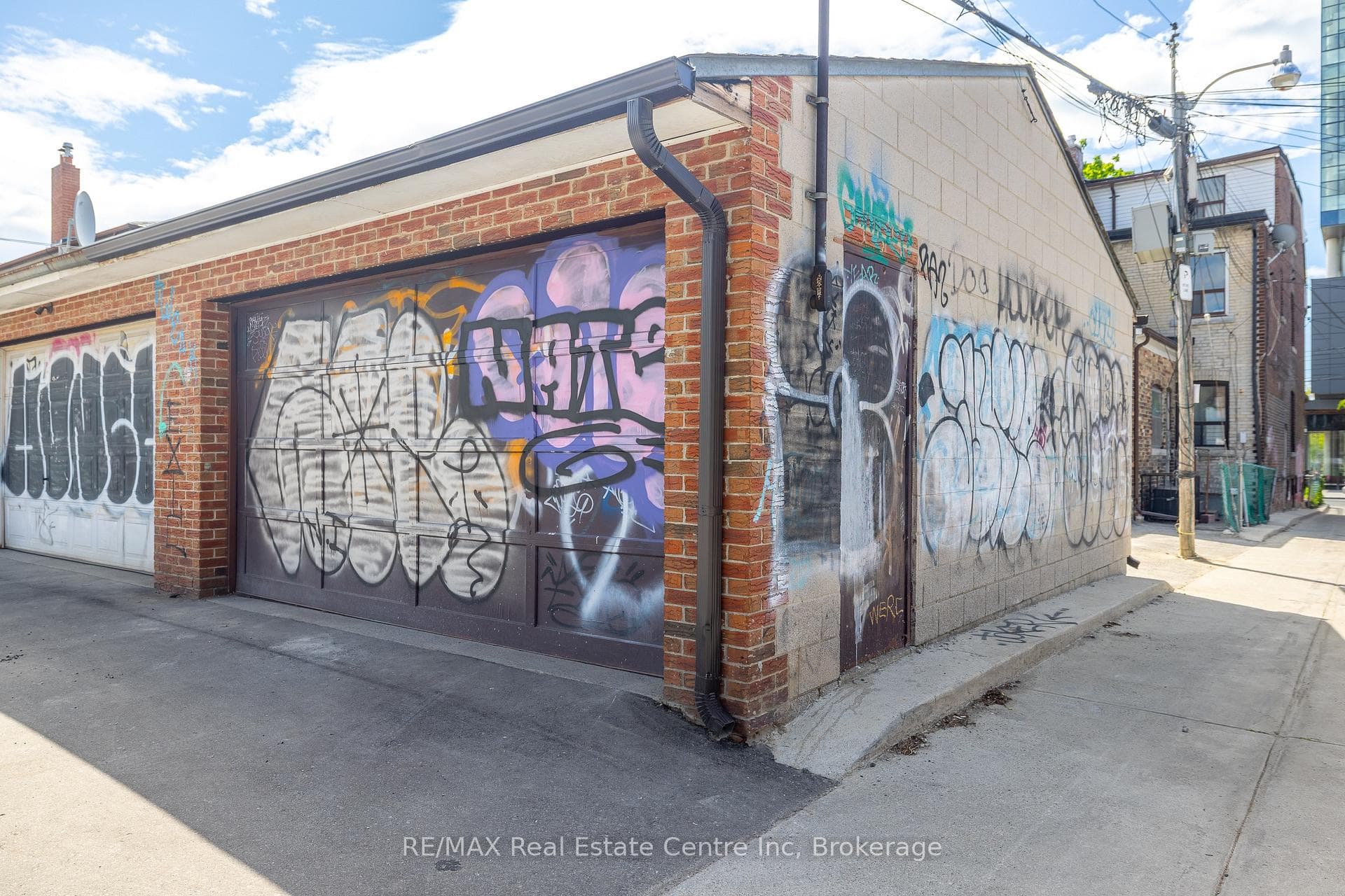 122 Nassau Street photo 1