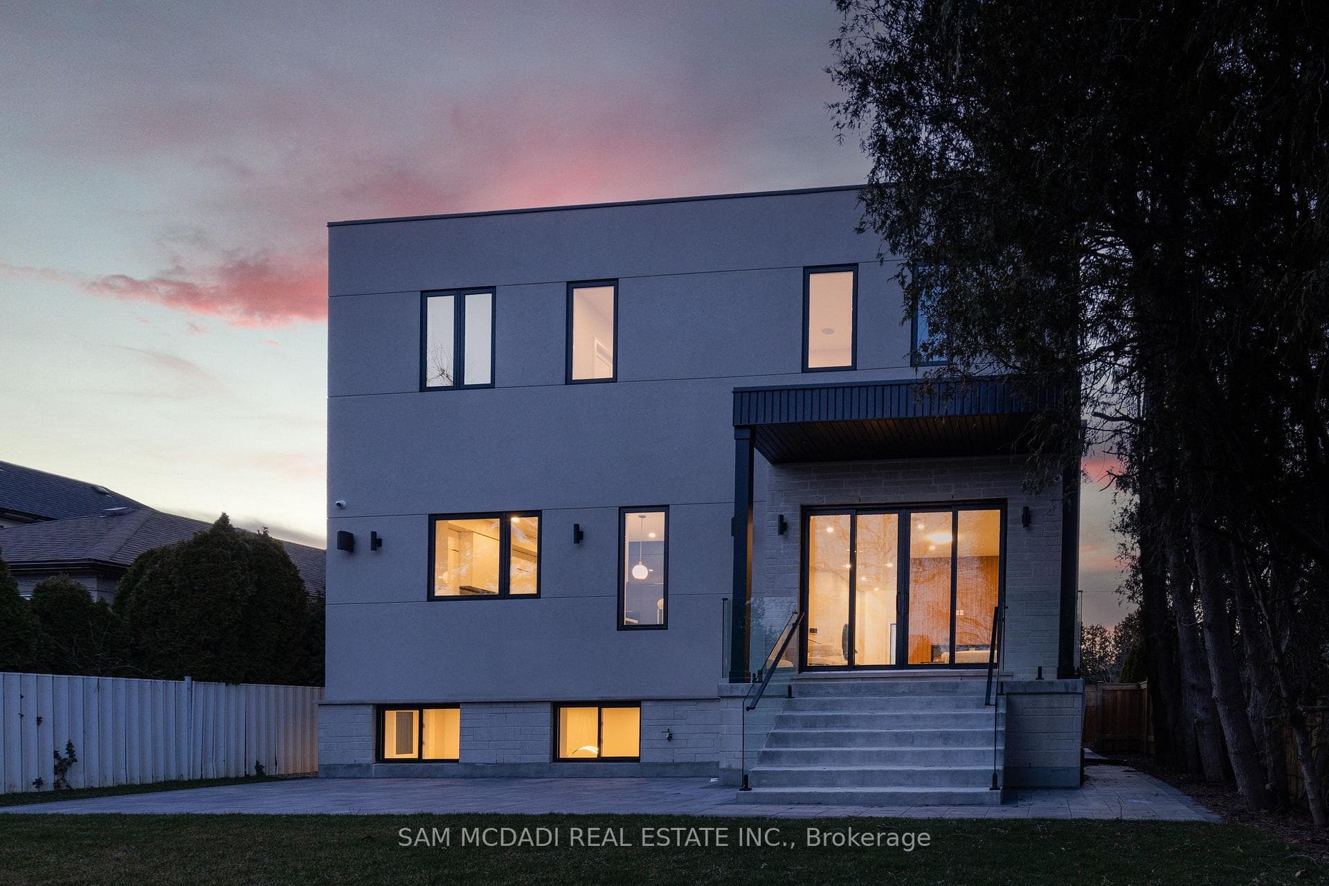 2346 Rebecca Street photo 47