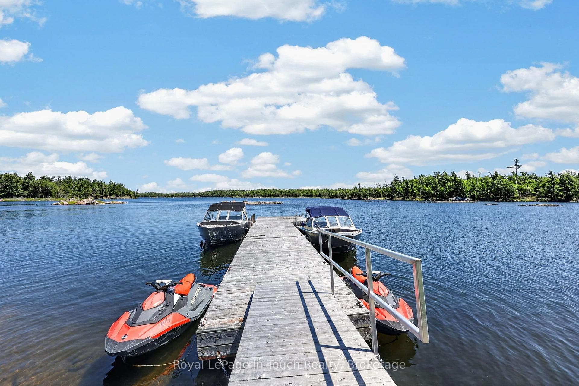 B207 lot 31 Island Island photo 10
