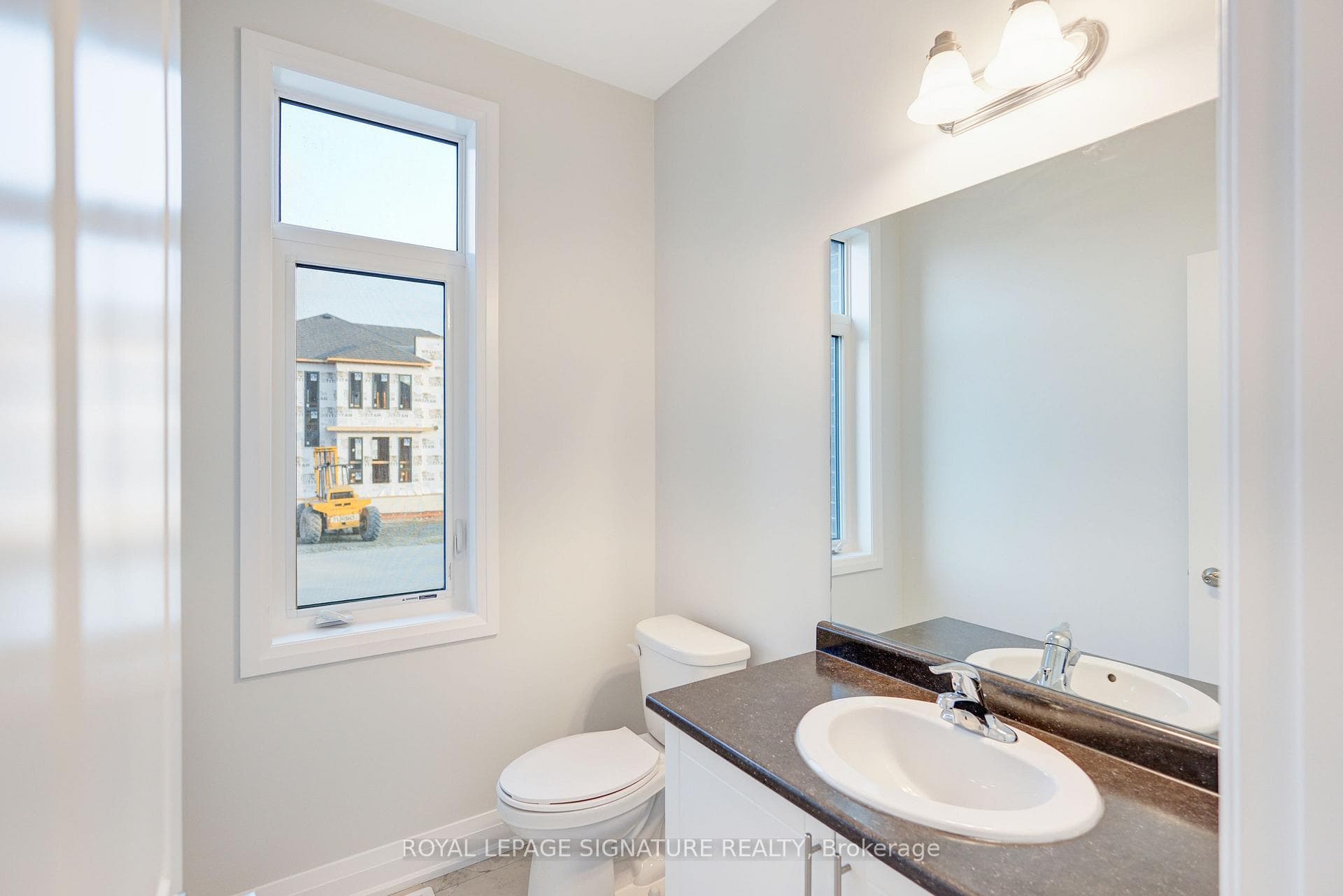 249 Harwood Avenue photo 6