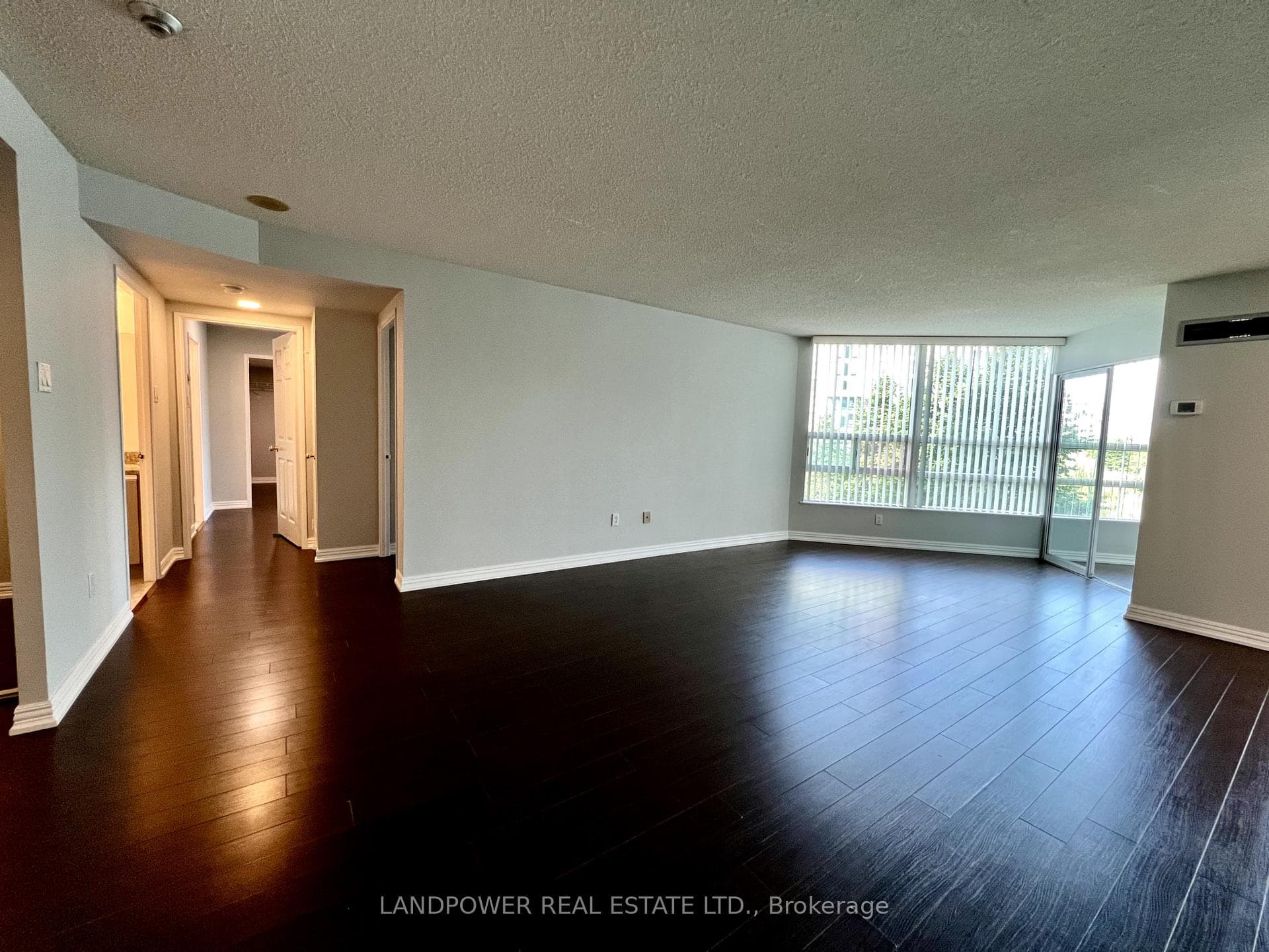7825 Bayview Avenue Unit 413 photo 5