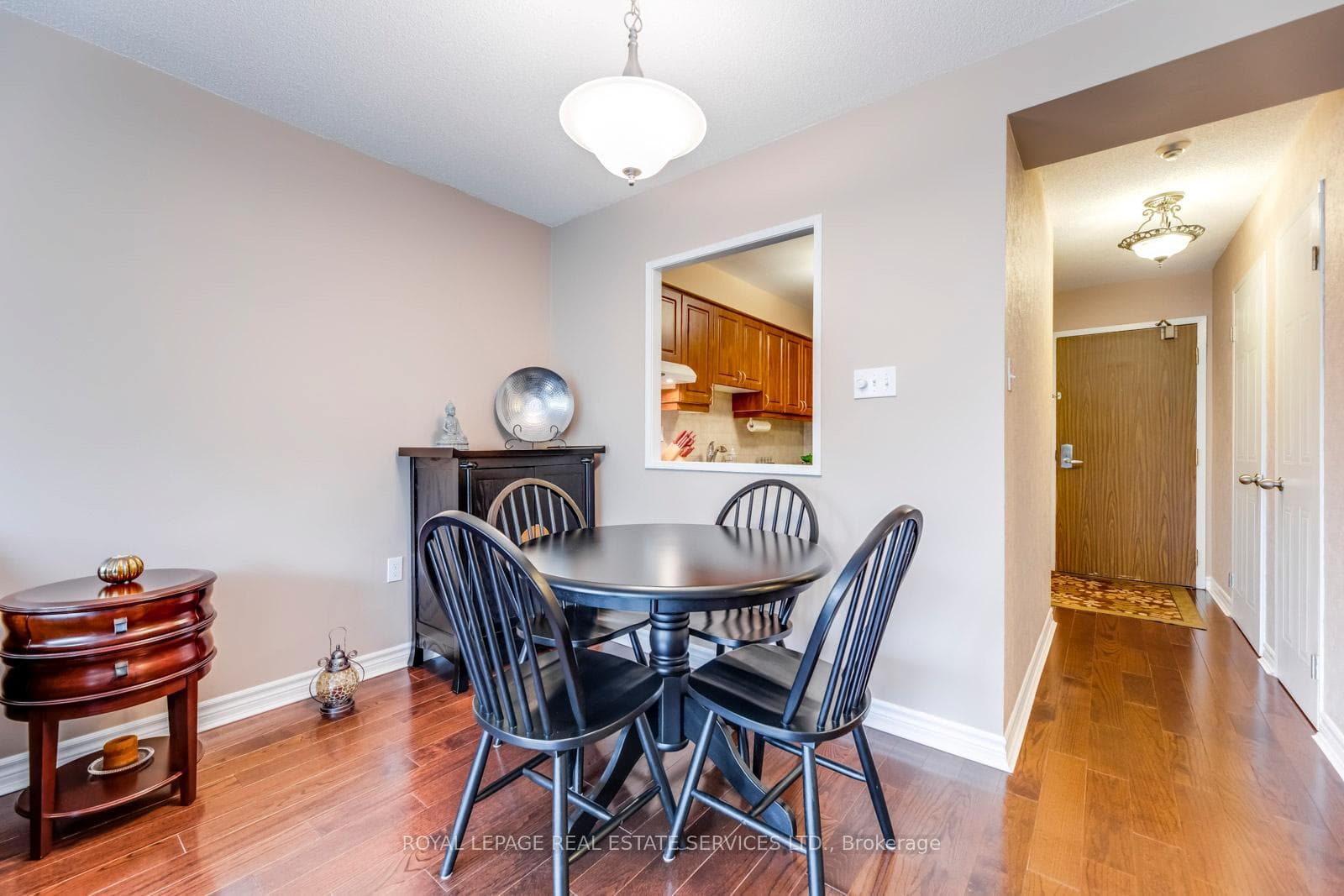 1110 Walden Circle Unit 304 photo 11
