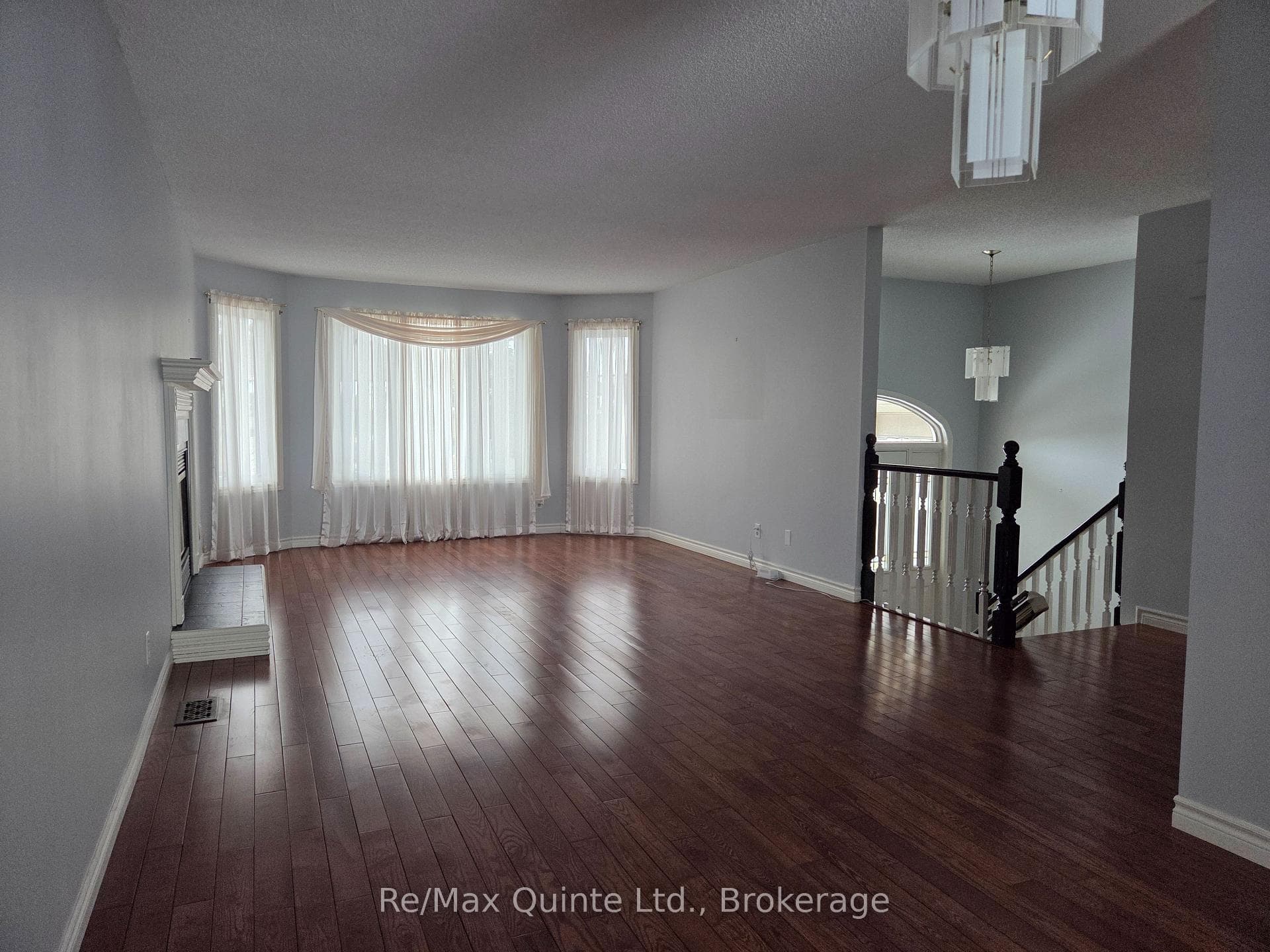14 McCamon Avenue photo 5