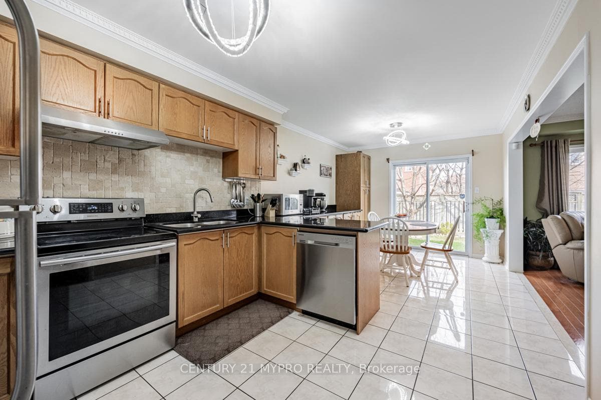 46 Apollo Road photo 10