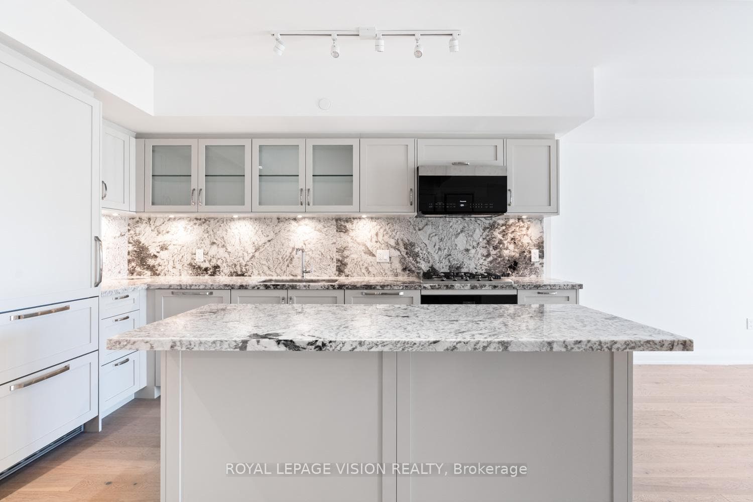 505 Glencairn Avenue Unit 329 photo 9