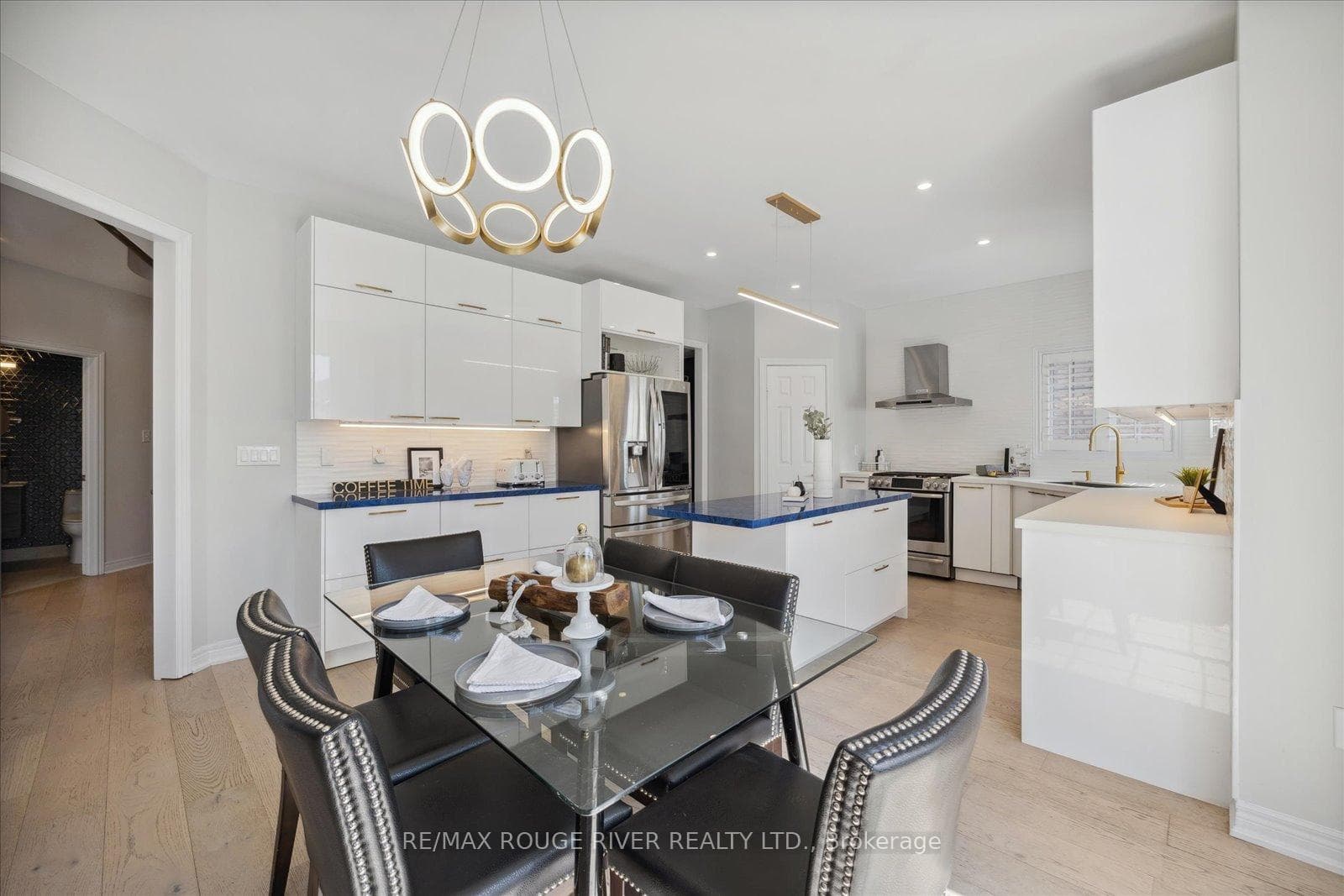 34 Croxall Boulevard photo 10