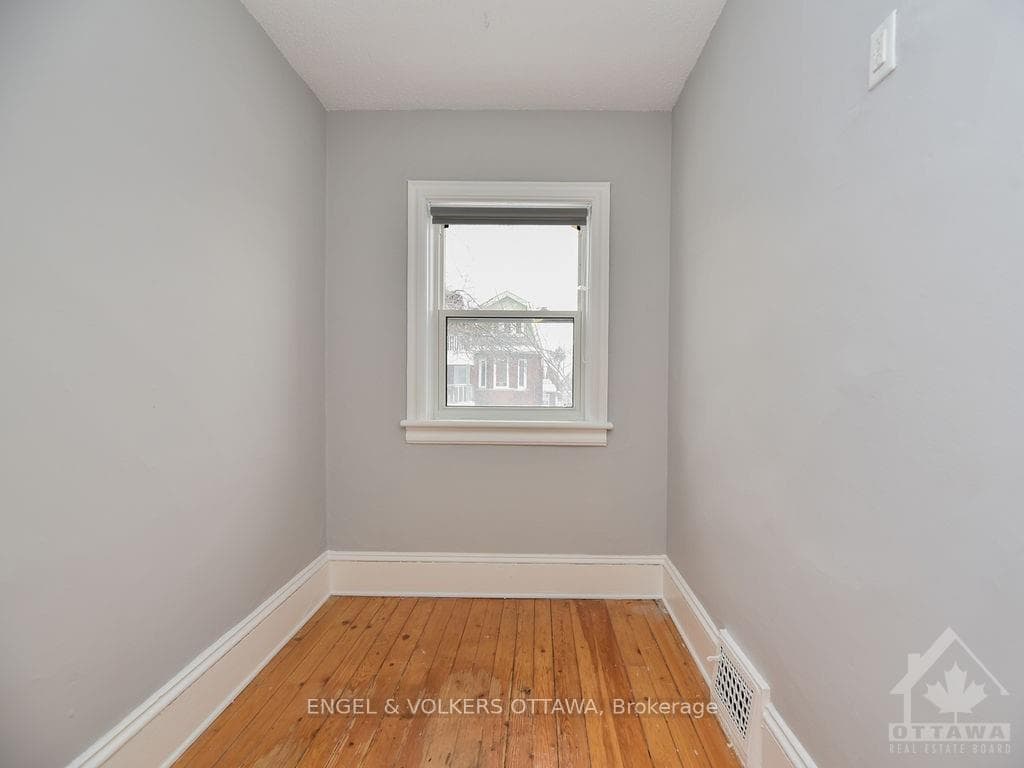 81 THIRD Avenue Unit 2 photo 9