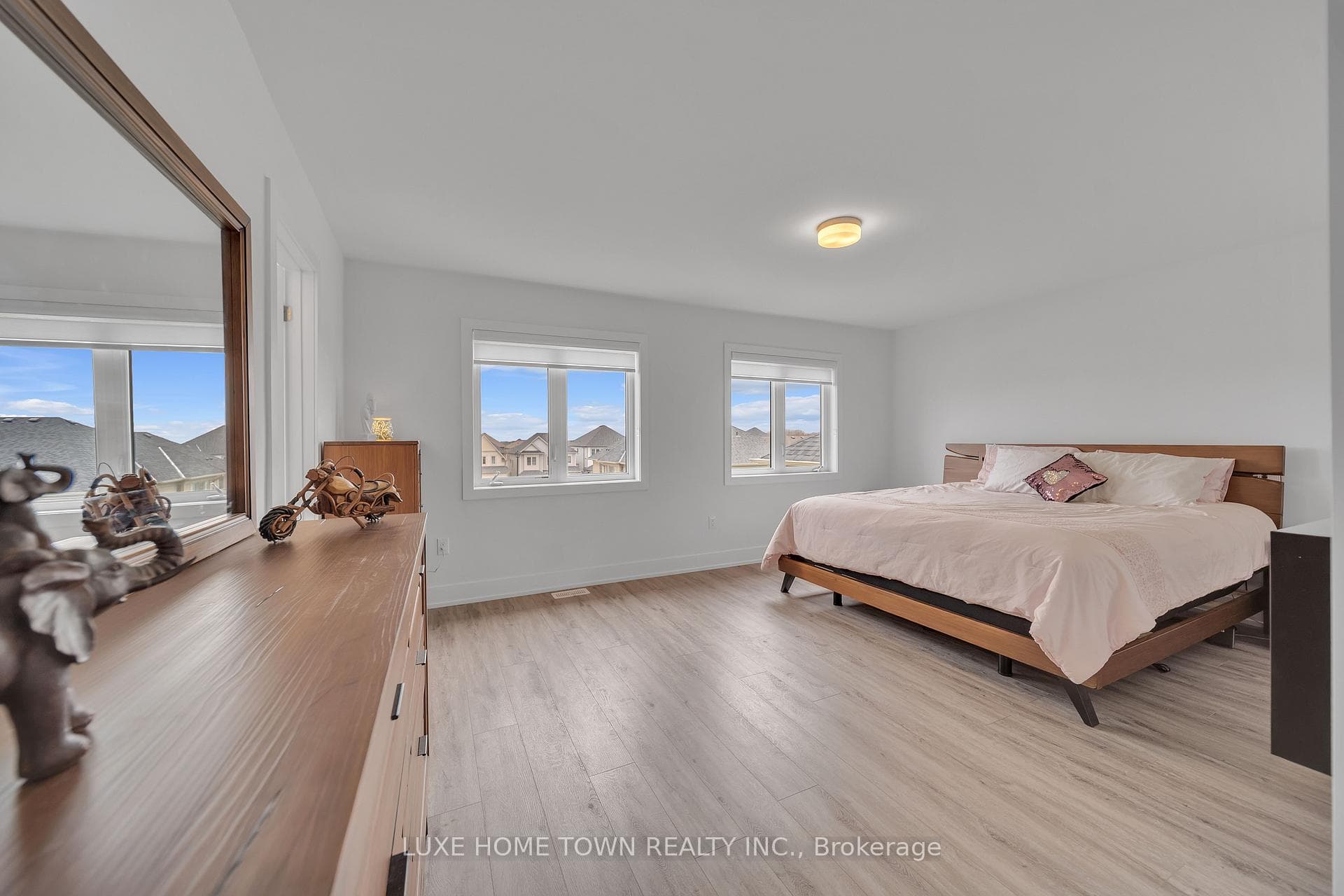 144 Povey Road photo 27