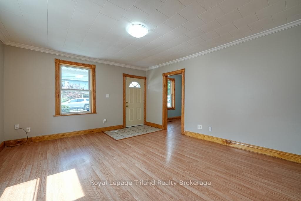 162 John Street photo 5