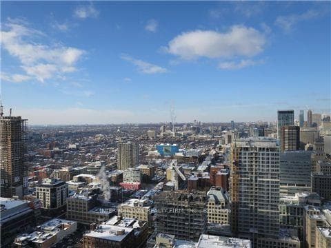 224 King Street Unit 3801 photo 2