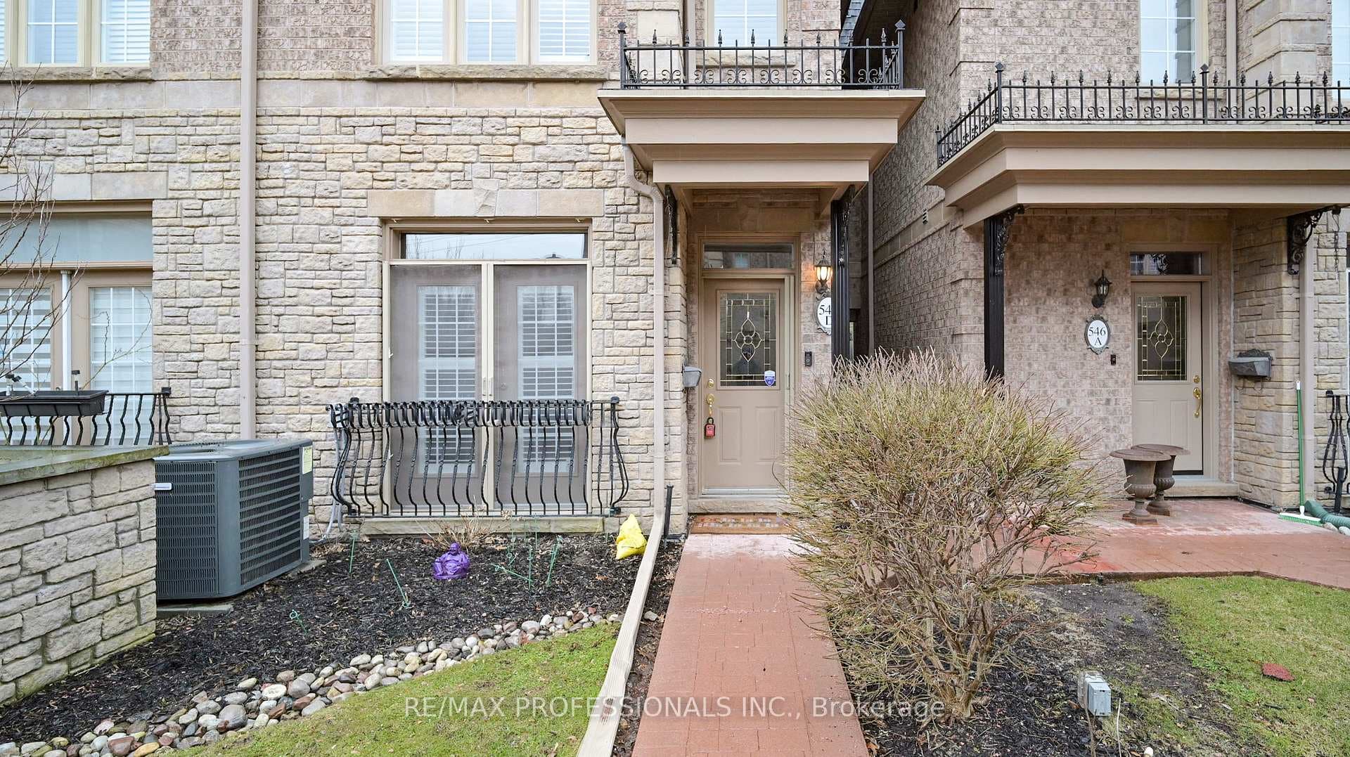 544D Scarlett Road photo 4