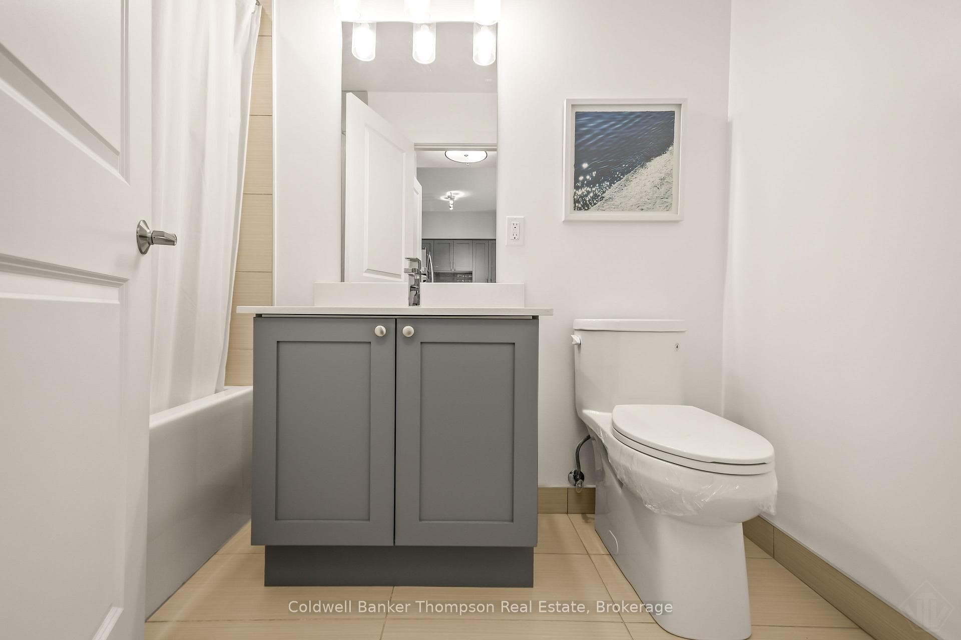 4 piece second bathroom