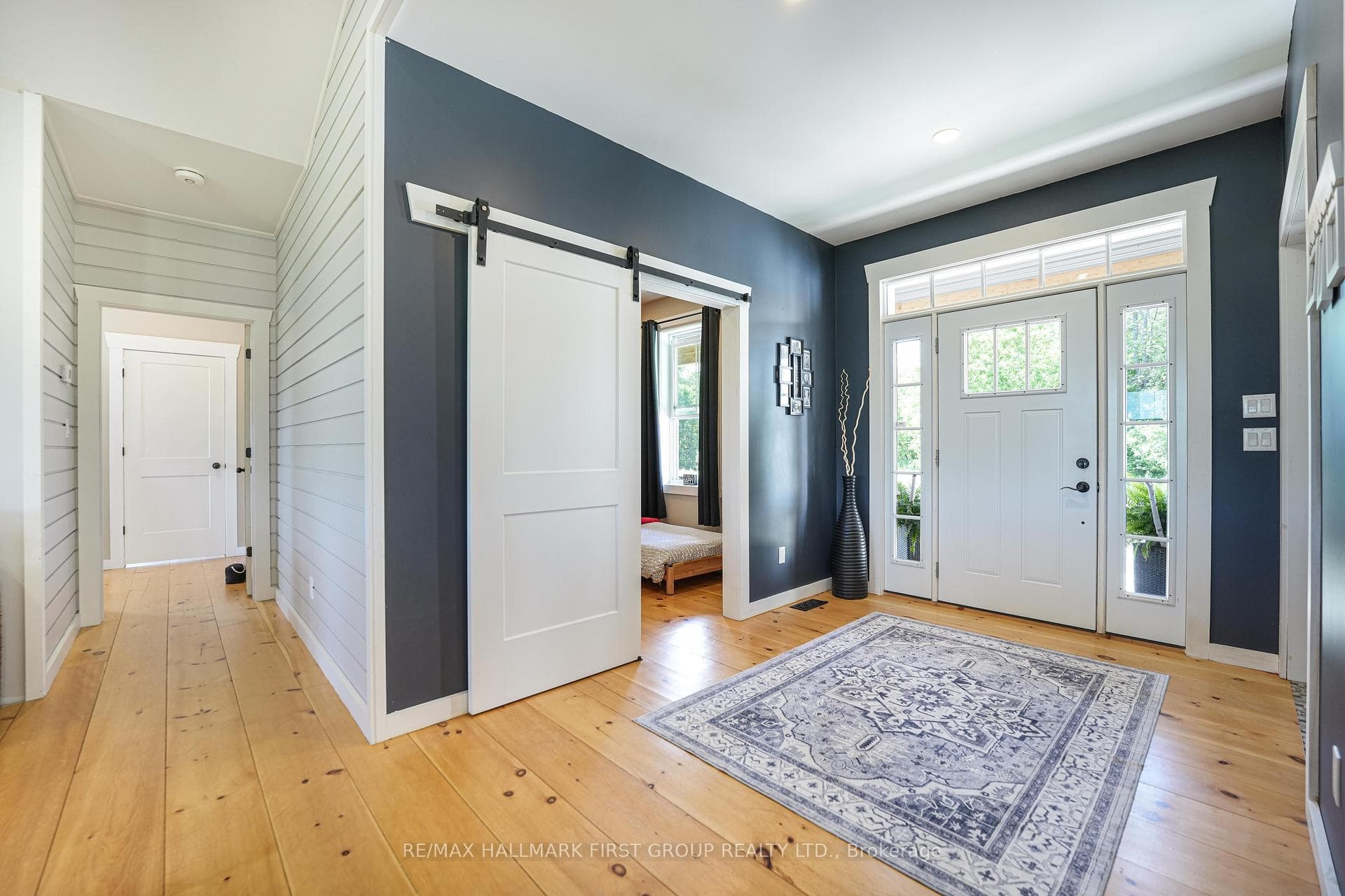 833 Iron Woods Drive photo 5