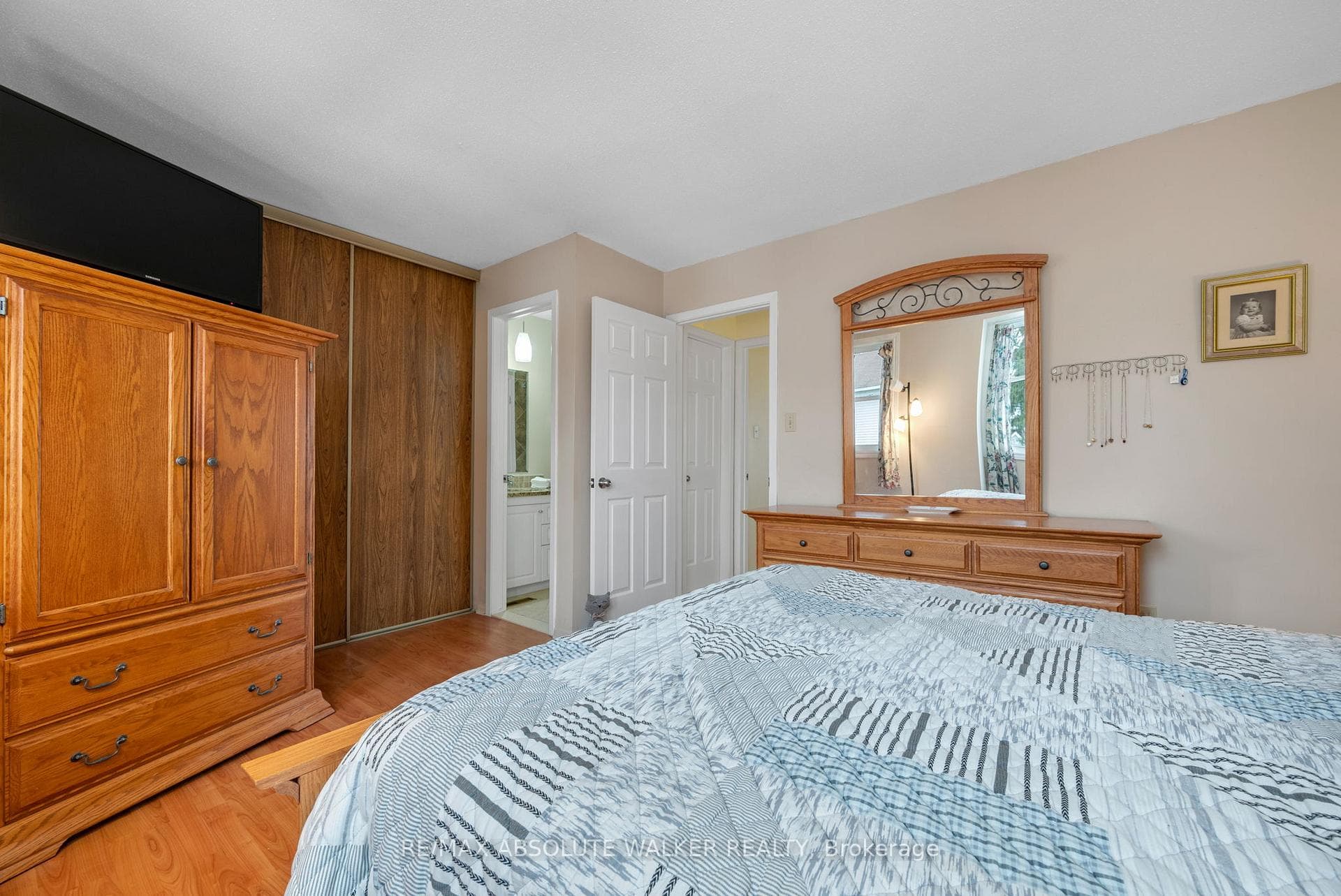 1470 Deavy Way photo 17