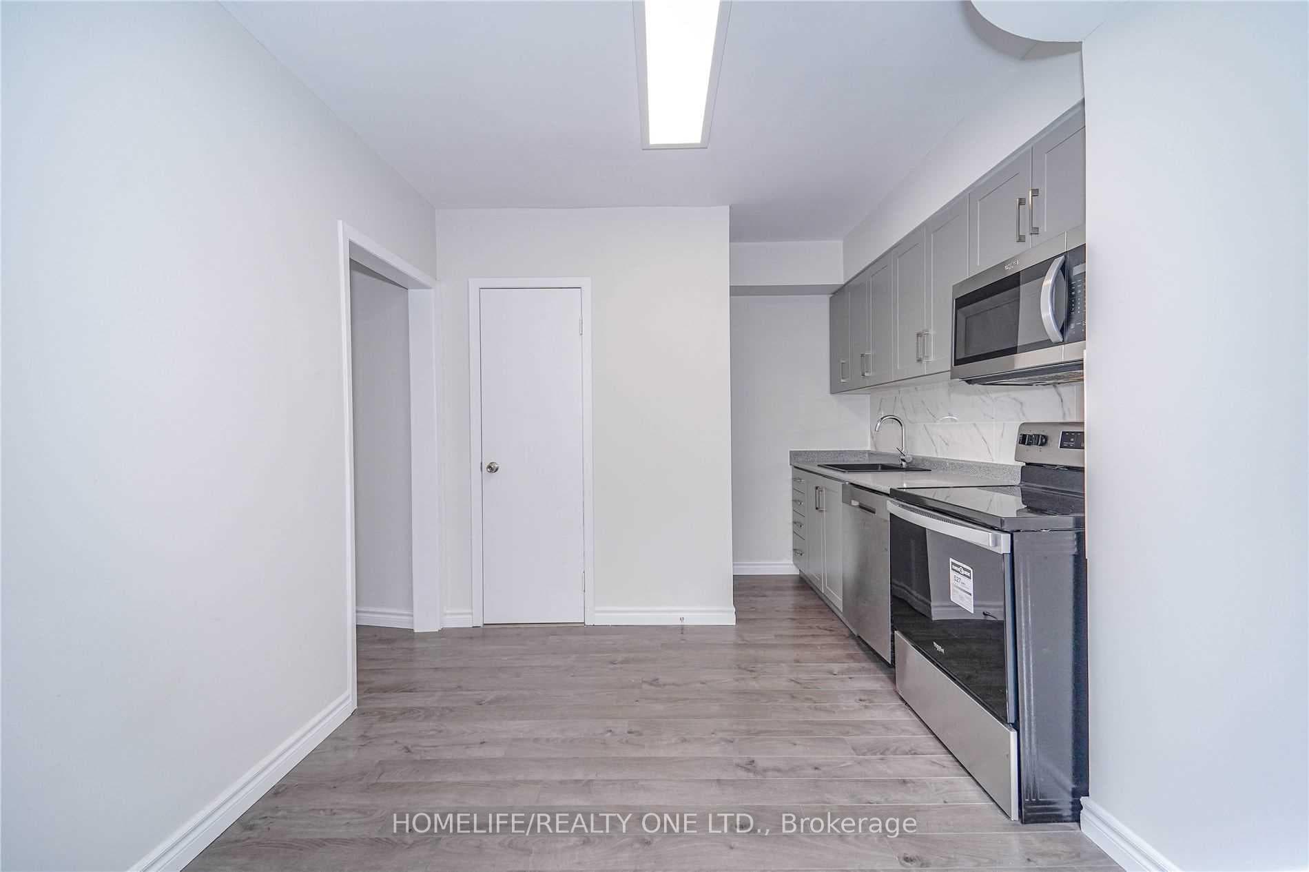104 Benson Avenue Unit Main photo 16