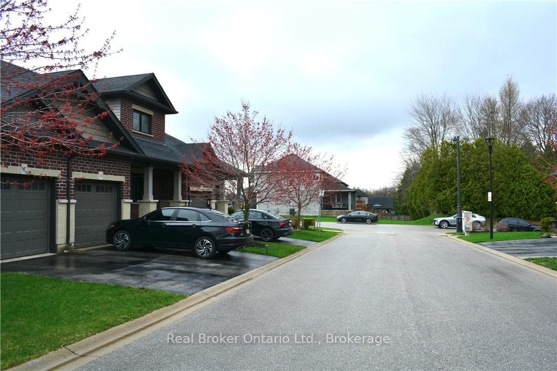 1 Chamberlain Avenue Unit 9 photo 2