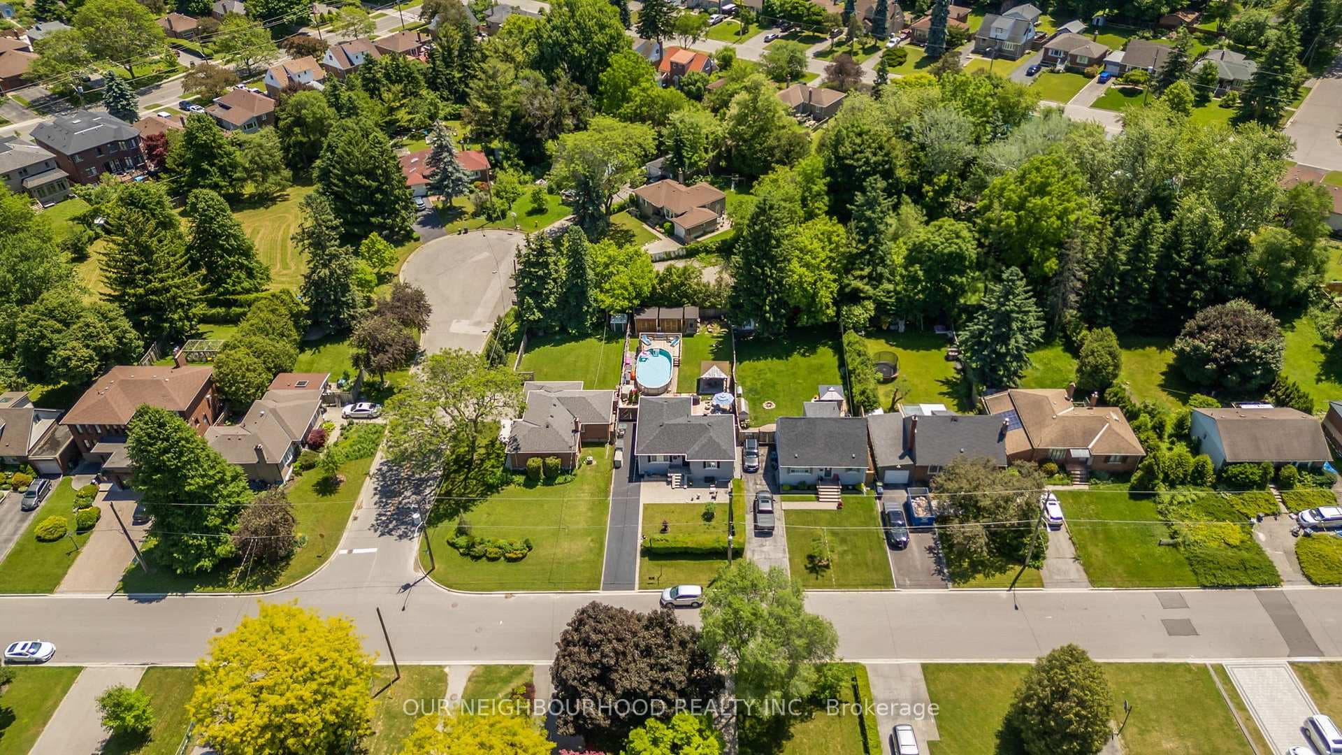 69 Adanac Drive photo 31