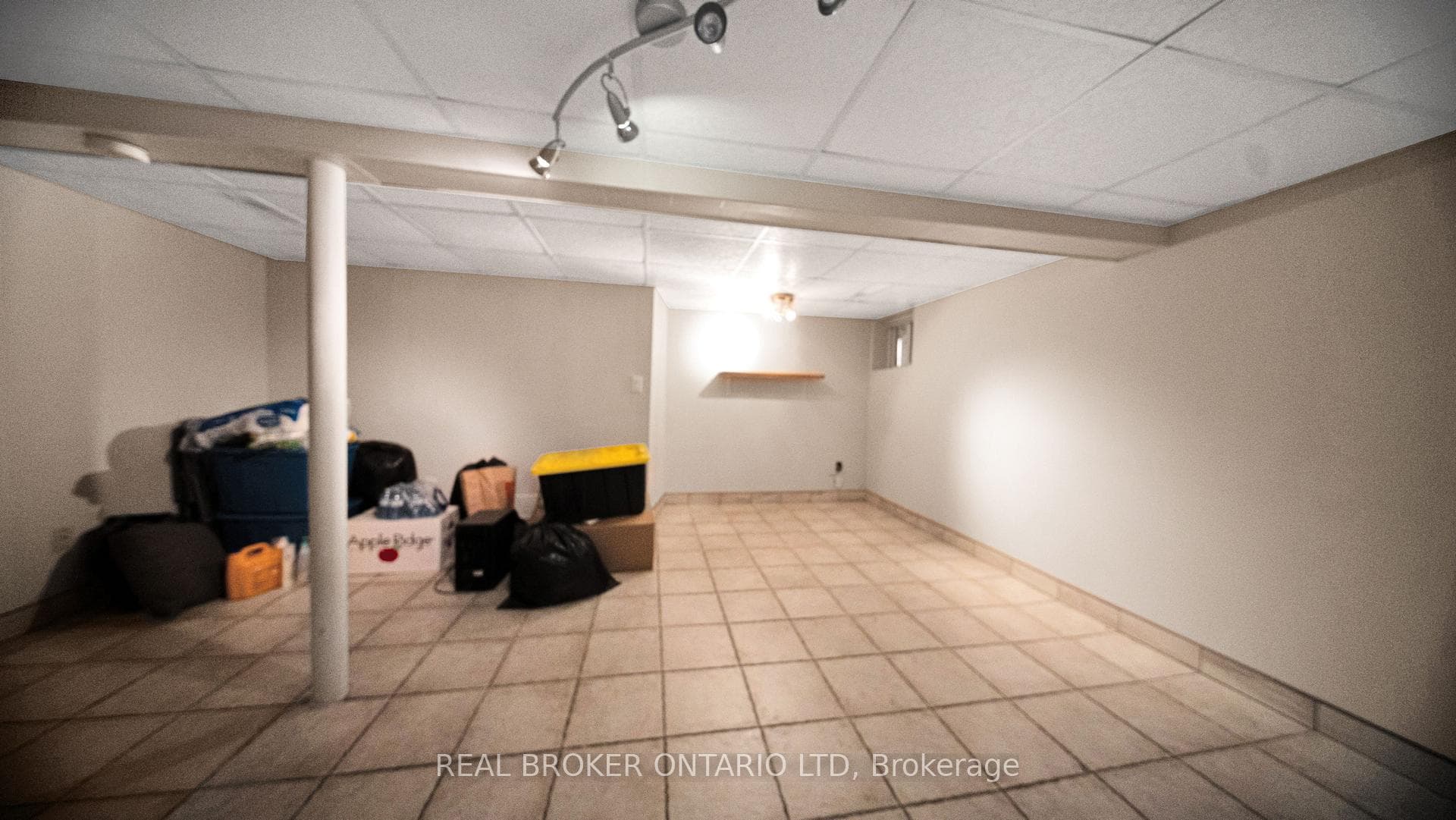 74 Sterling Street photo 22