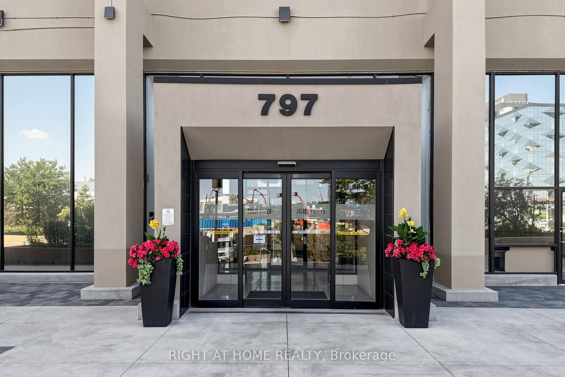 797 Don Mills Road Unit 1104 photo 1