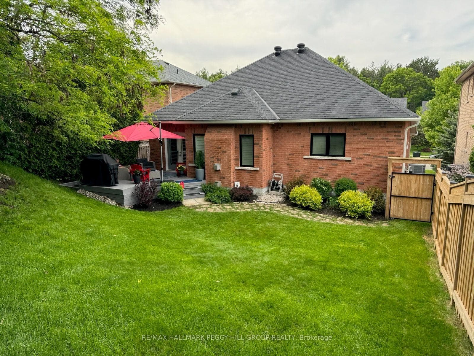 99 Cumming Drive photo 21