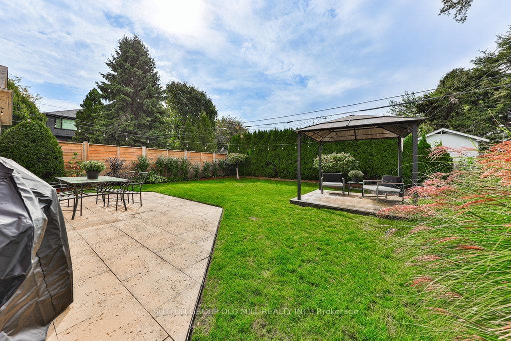 8 Lillibet Road photo 24