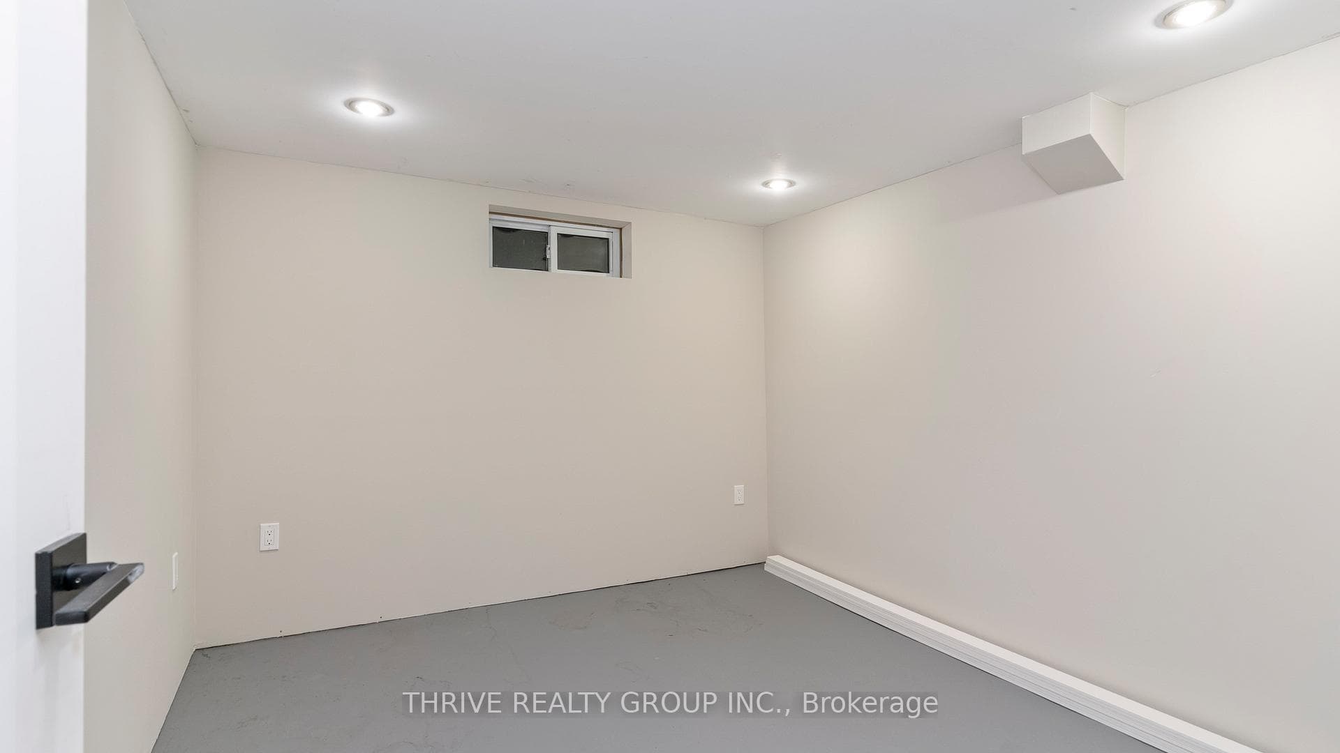 894 Hamilton Road photo 23