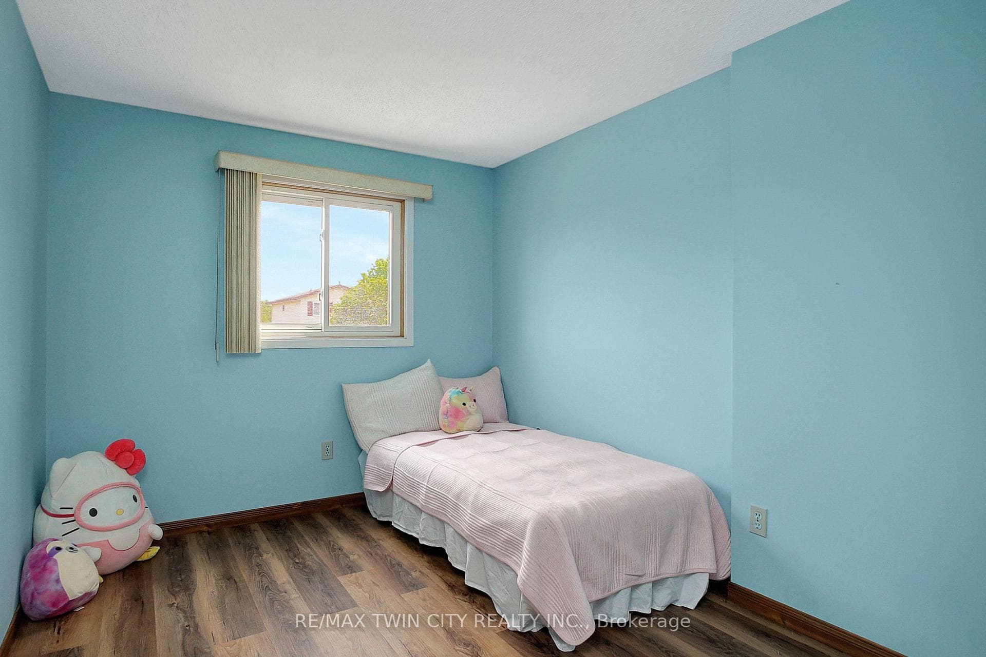 26 Folkstone Crescent photo 21