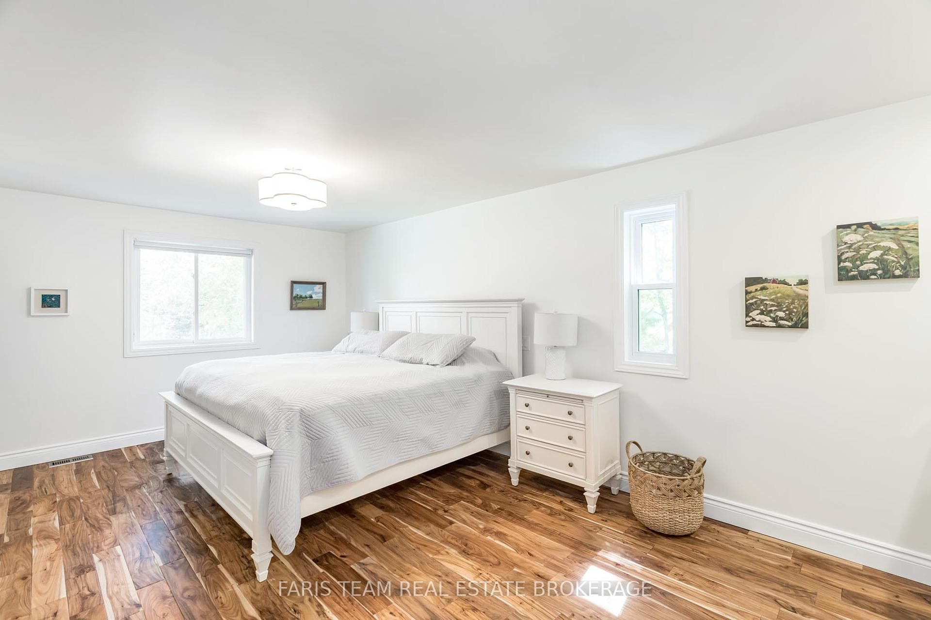 7 Bailey Crescent photo 27