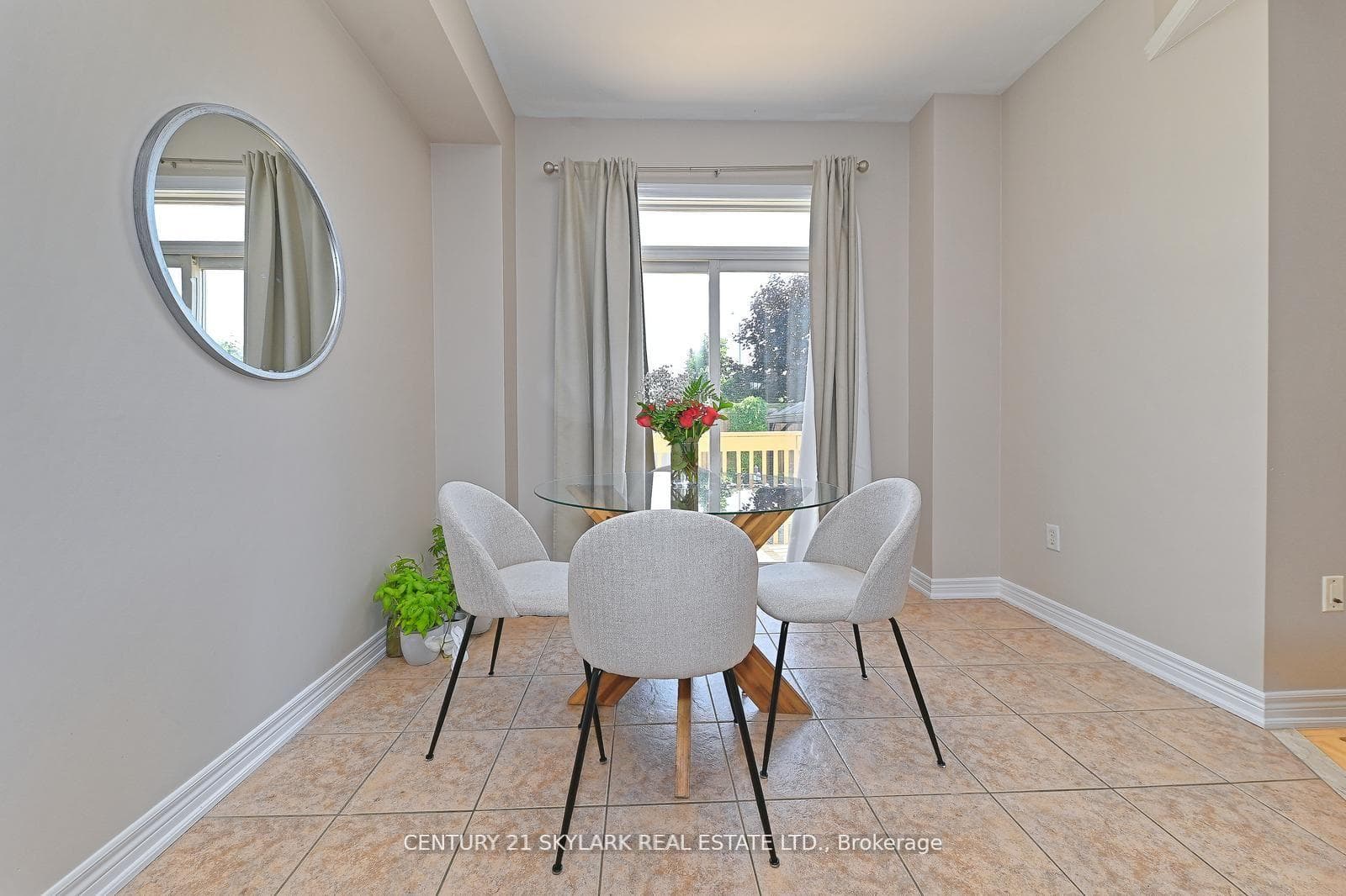 157 Terra Road photo 16