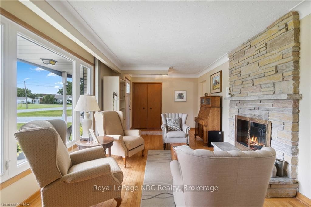 4070 Nineteenth Street photo 4