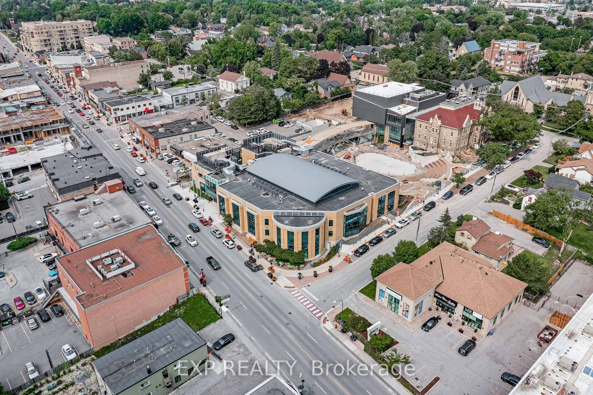 103 Gurnett Street photo 8