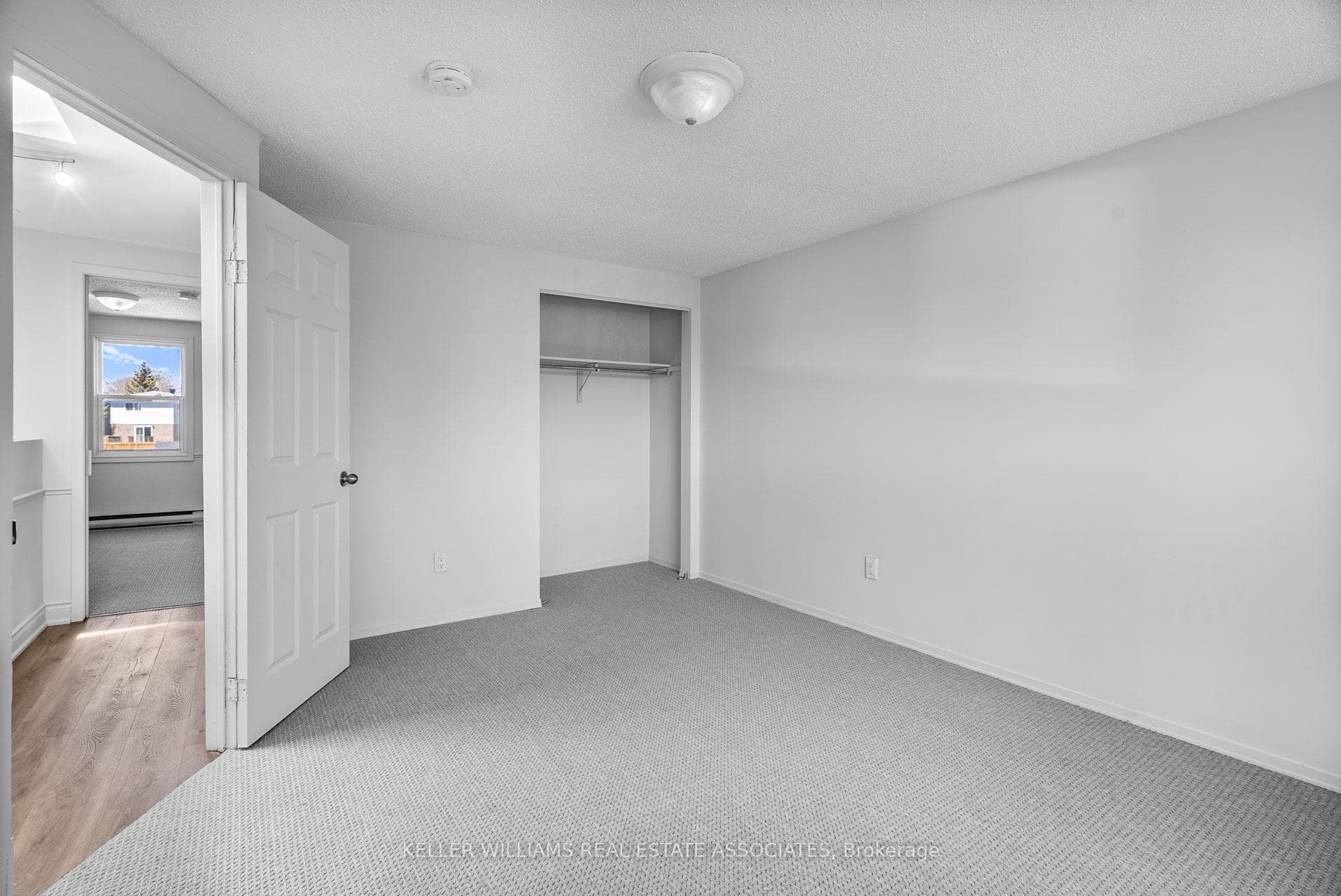 10 Hill Street photo 17