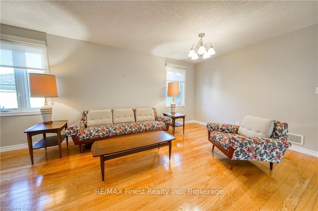 118 ISLANDVIEW Drive photo 10