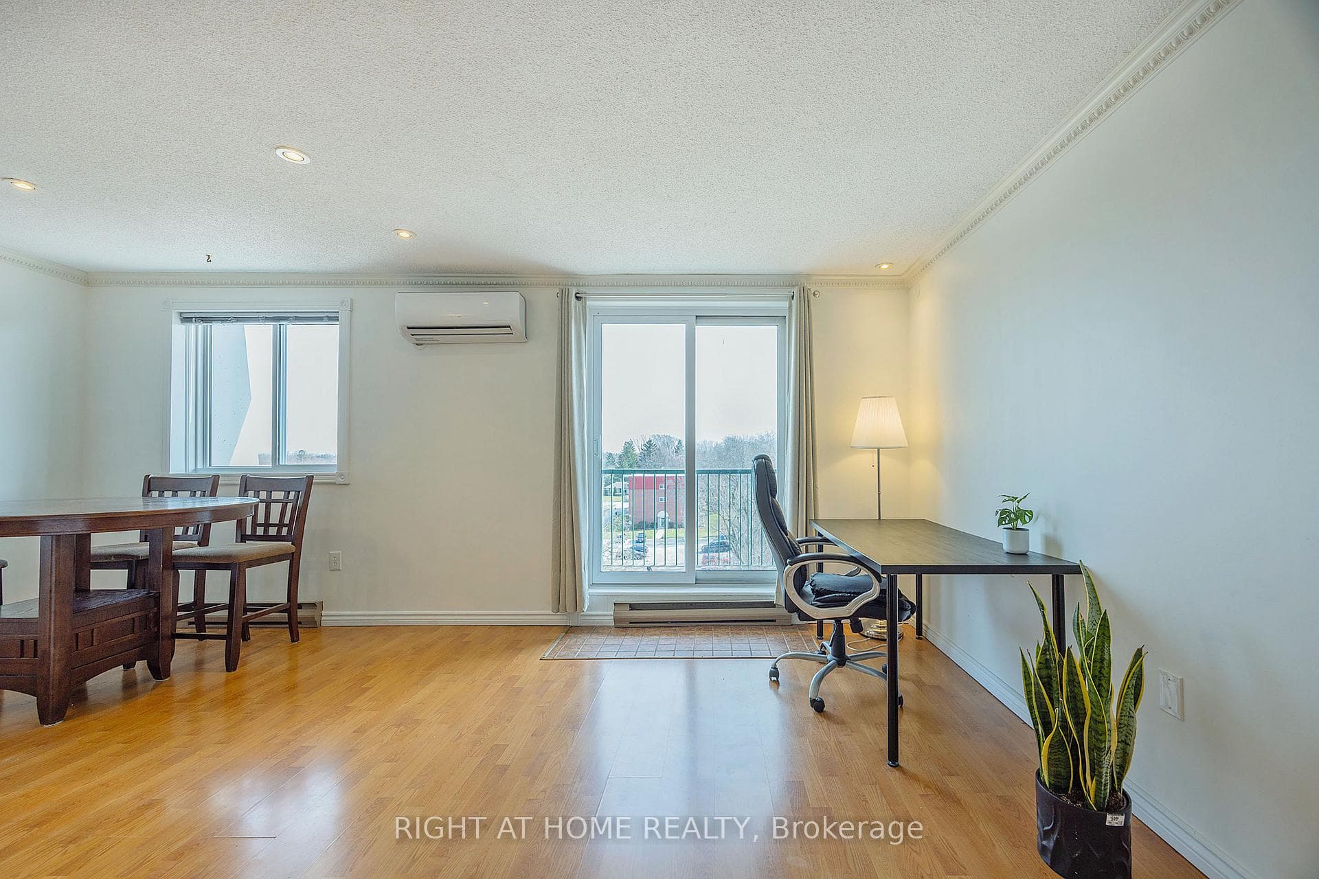 986 Huron Street Unit 701 photo 12