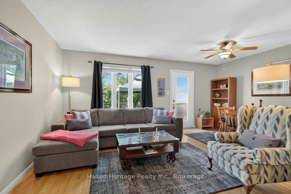 1889 Upper Wentworth Street Unit 47 photo 13